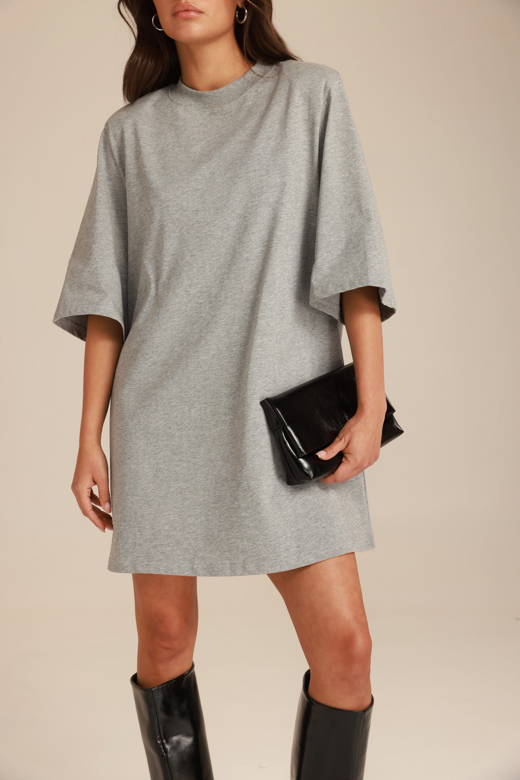 שמלת אלה אפורה