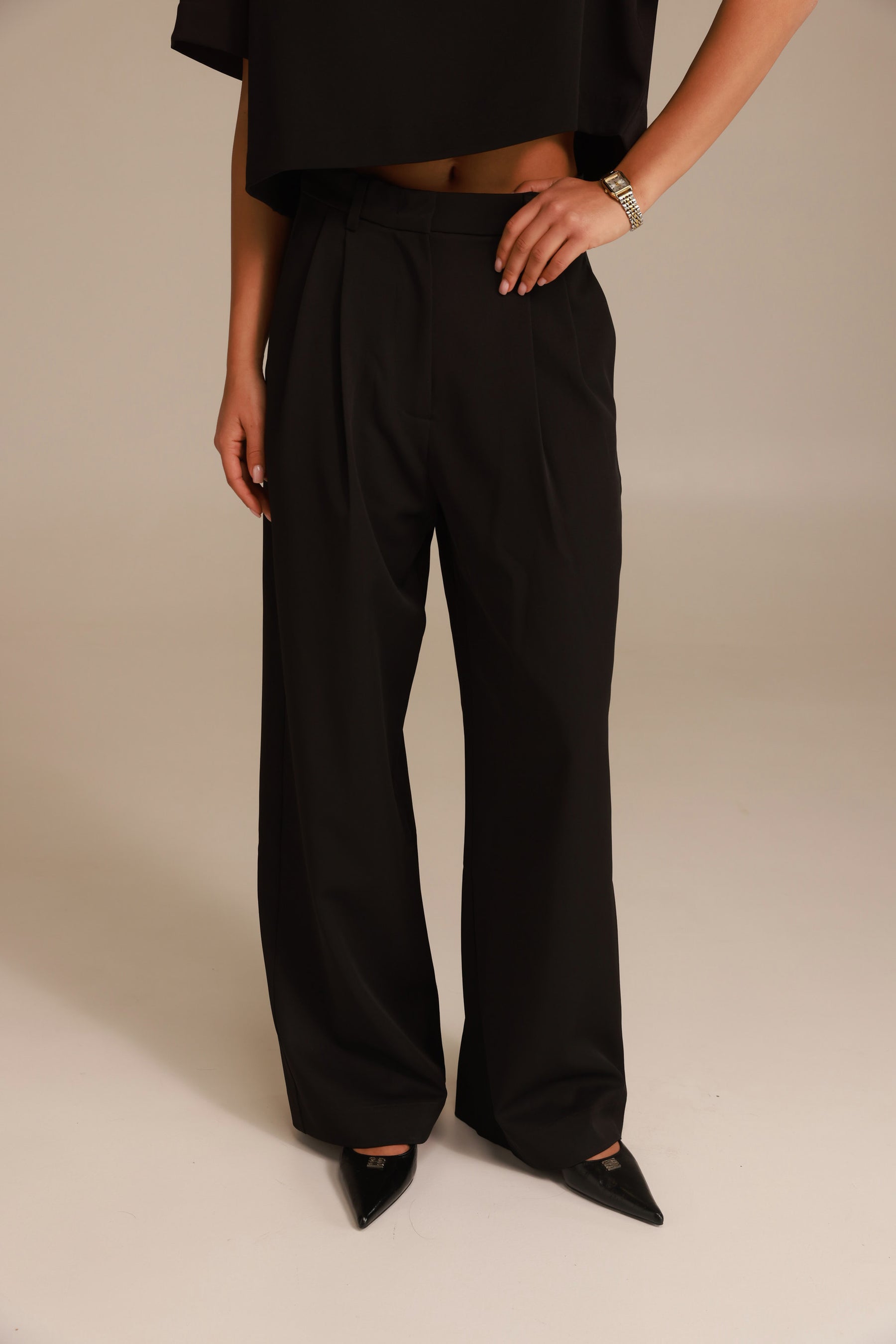 מכנסי לארס שחורים