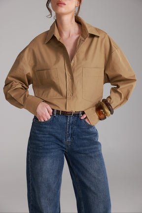 חולצת ניקולאס מכופתרת חום בהיר