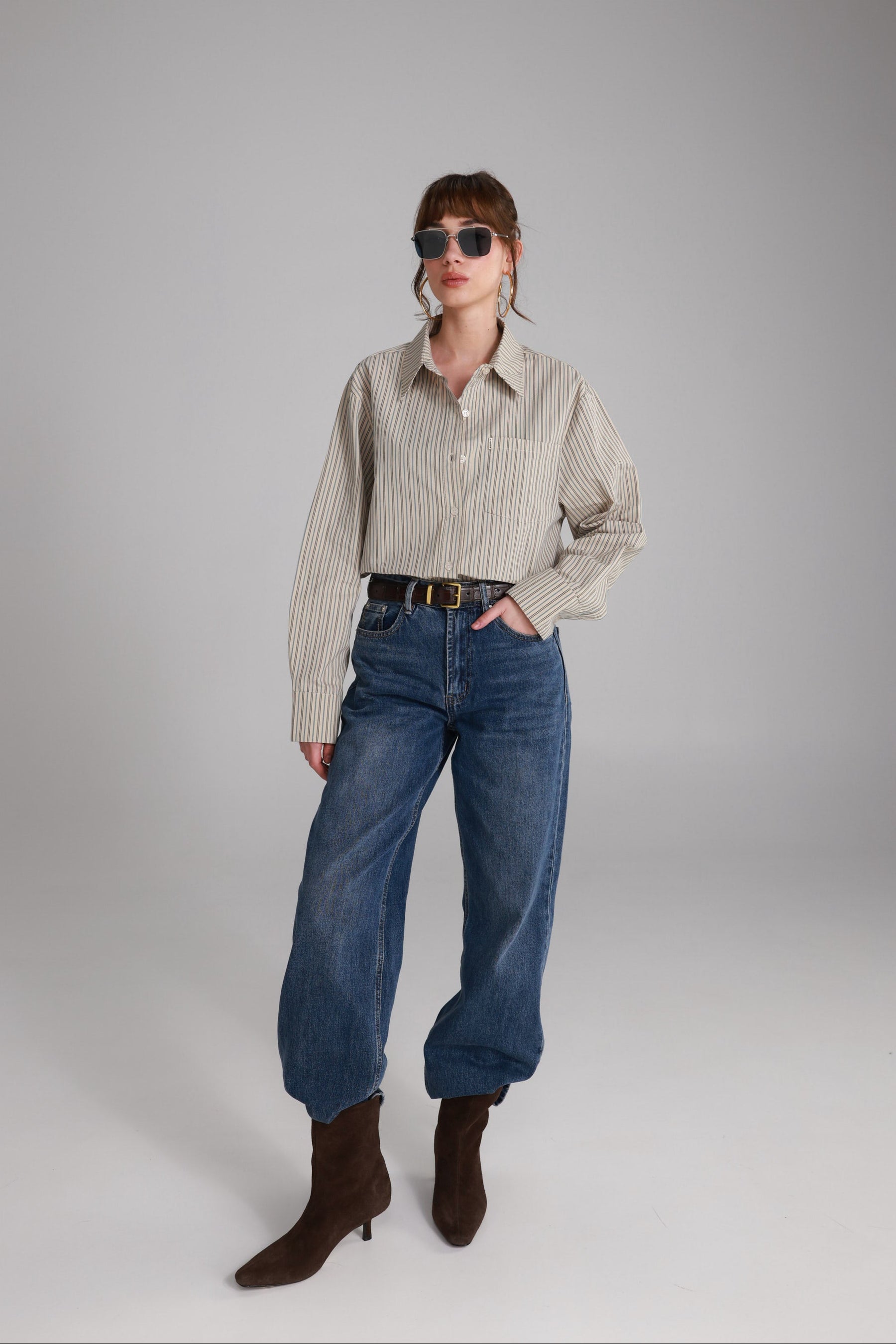 חולצת מריאן מכופתרת פסים בז'