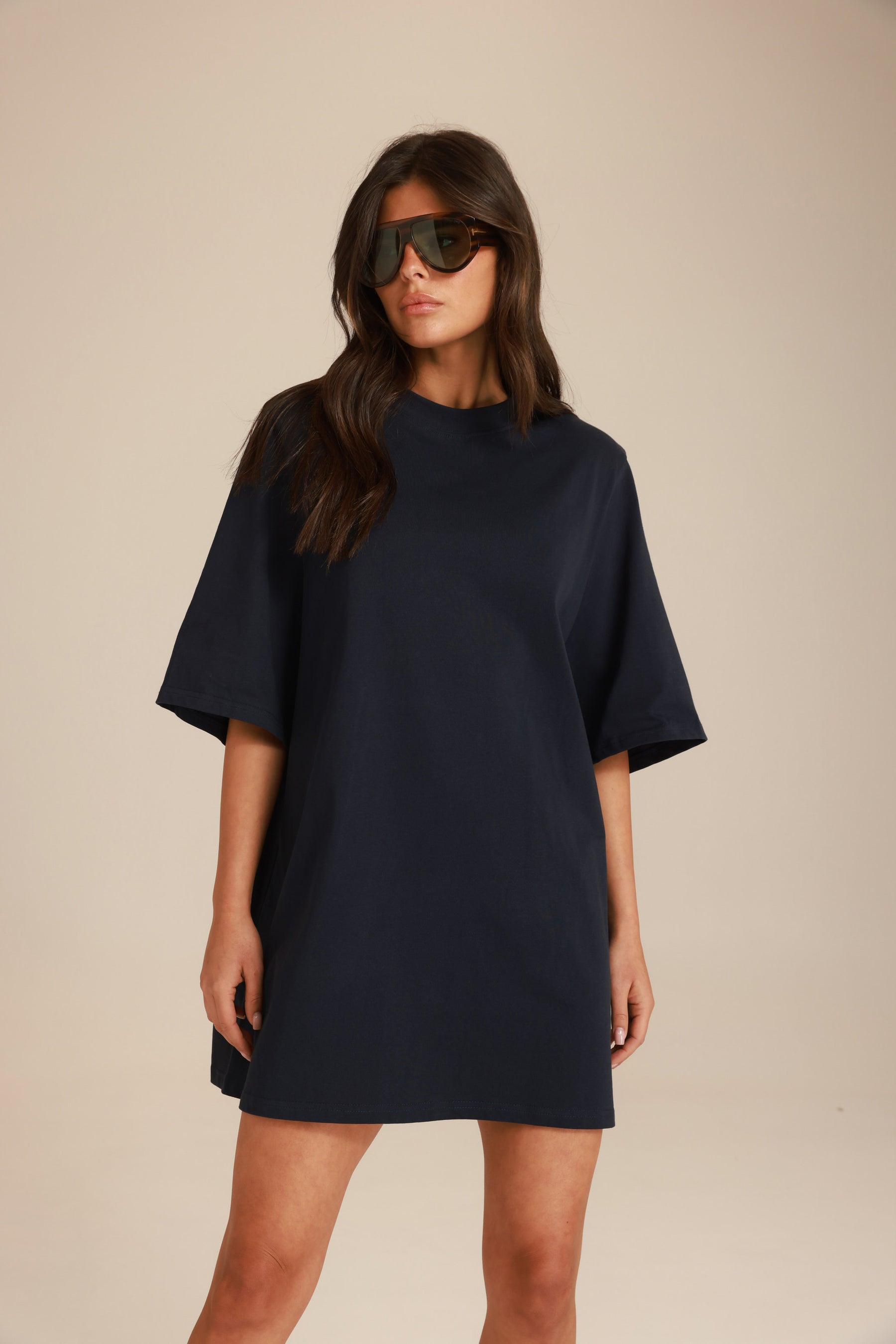 שמלת אלה נייבי