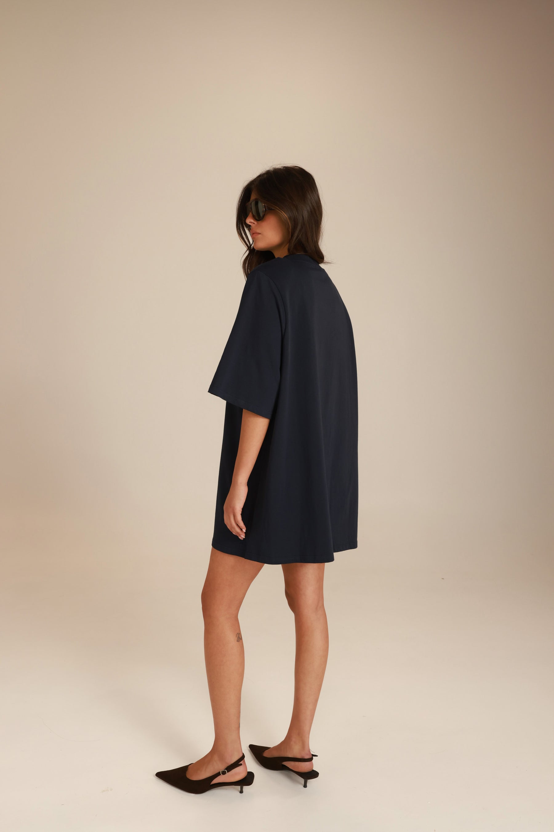 שמלת אלה נייבי