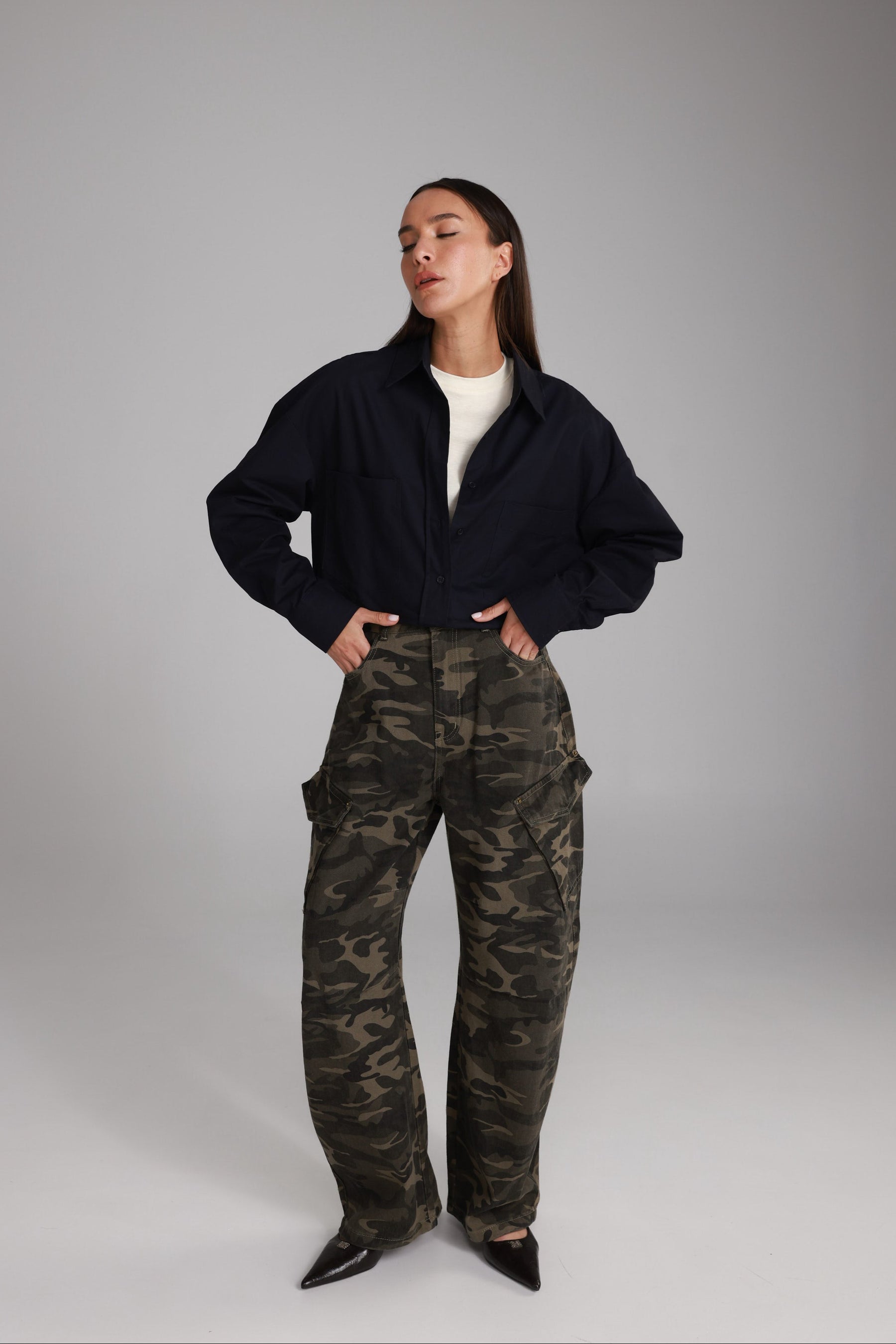 חולצת ניקולאס מכופתרת נייבי