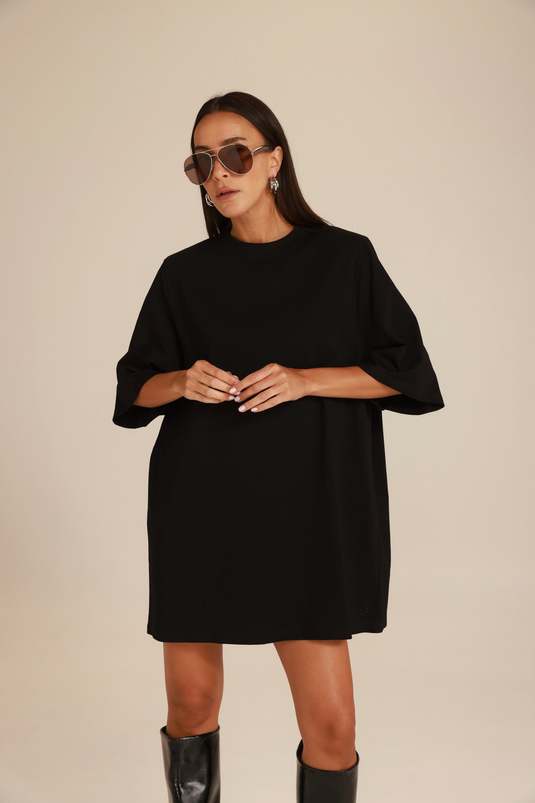 שמלת אלה שחורה