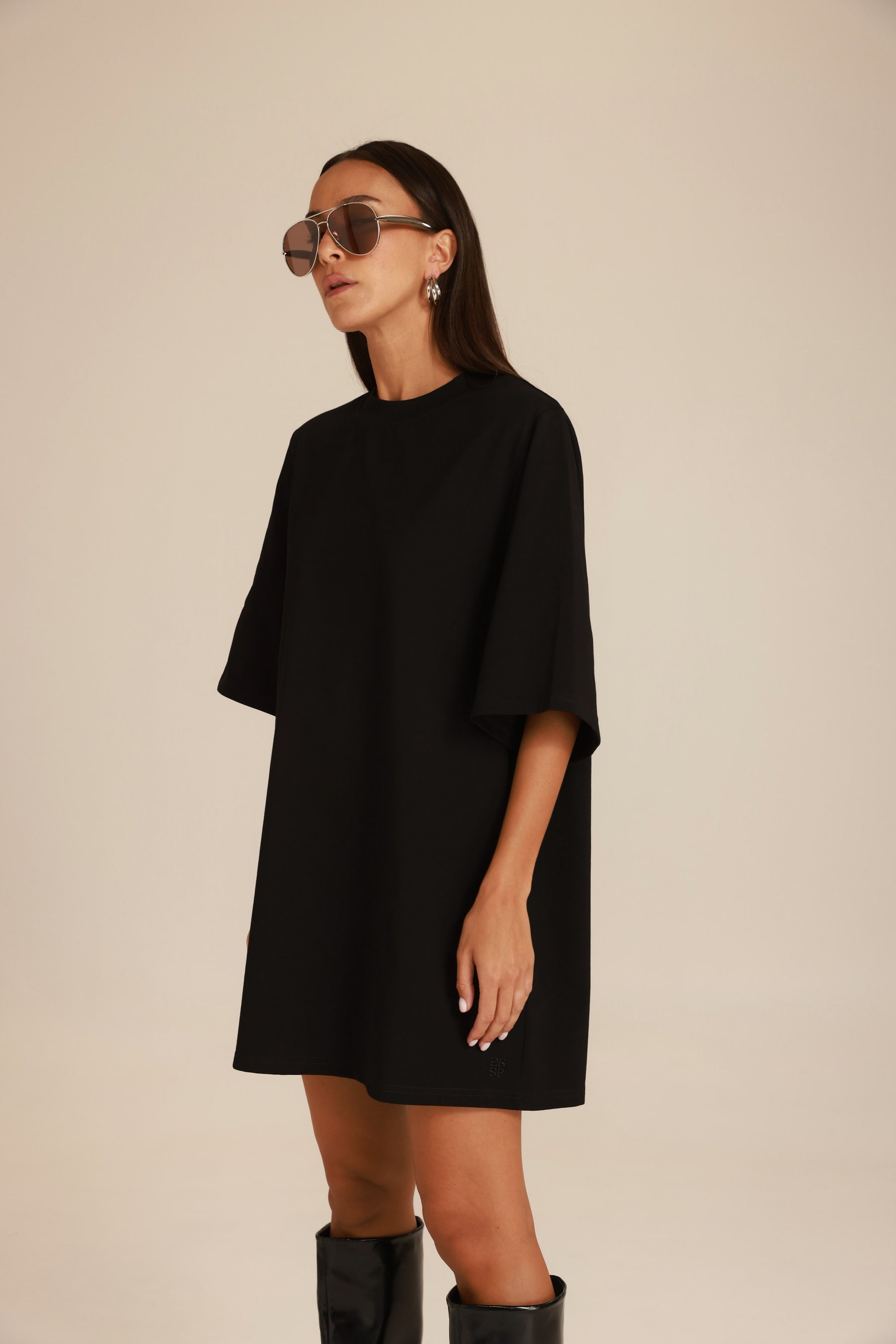 שמלת אלה שחורה