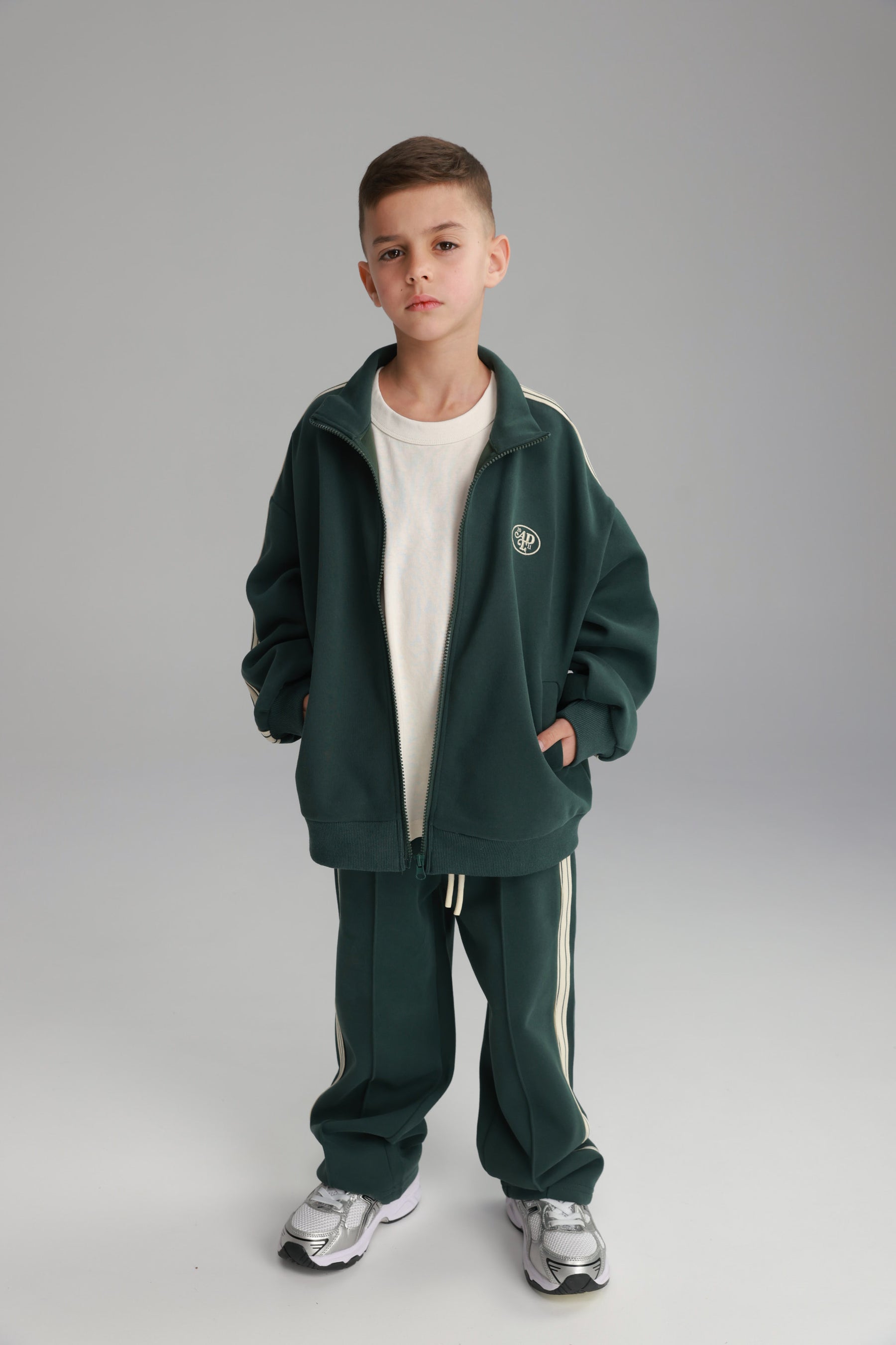 חליפת מייקל ירוקה