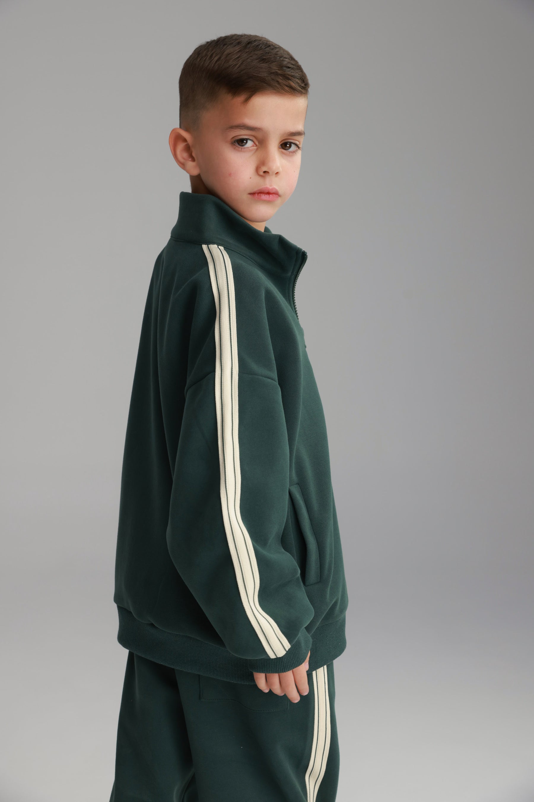 חליפת מייקל ירוקה