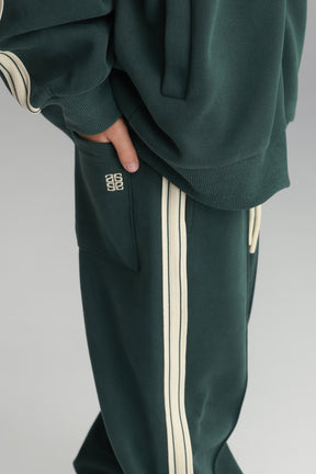 חליפת מייקל ירוקה