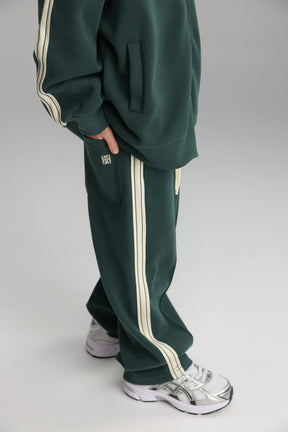 חליפת מייקל ירוקה