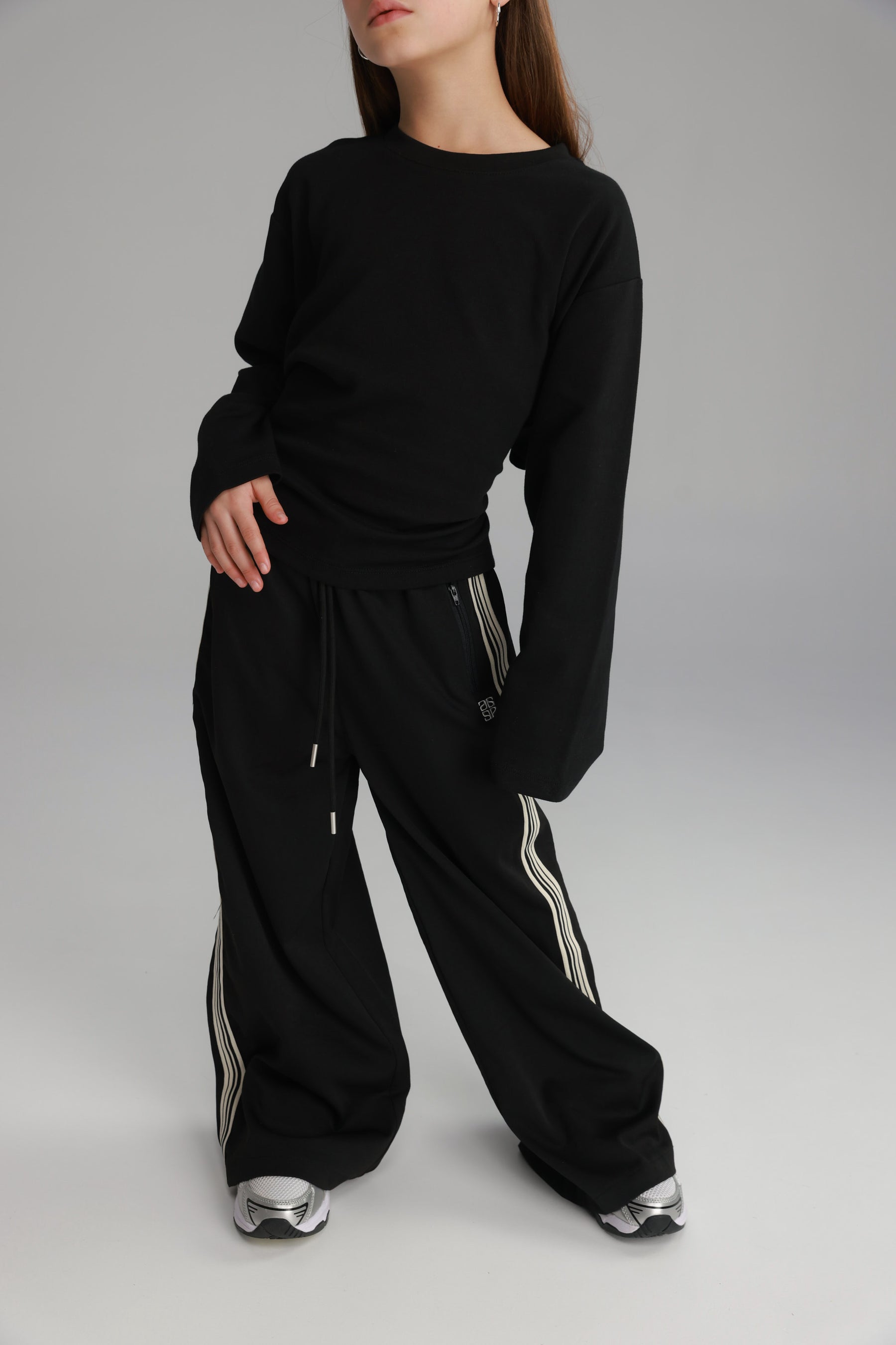 חולצת הלני שחורה