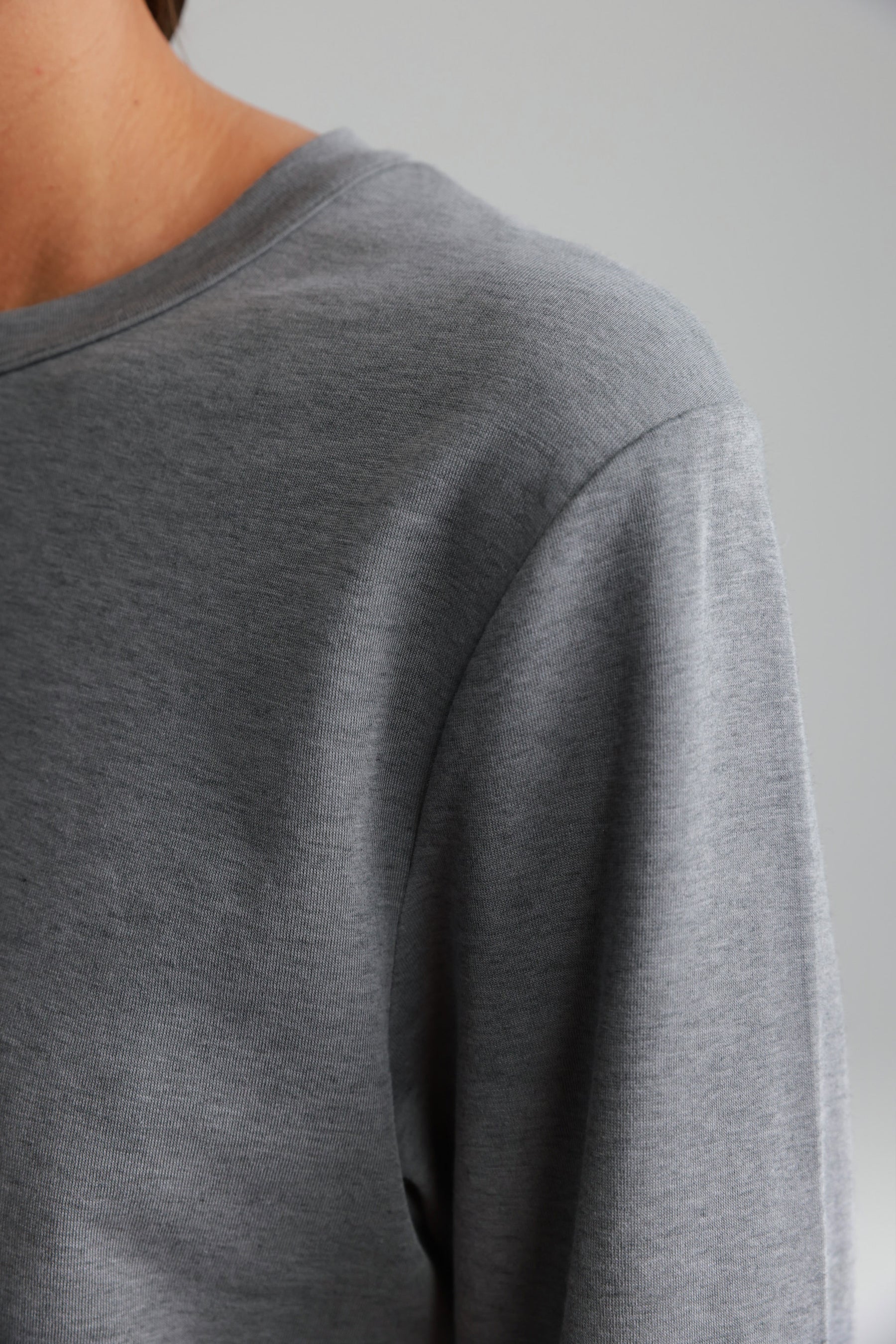 חולצת רורי אפורה