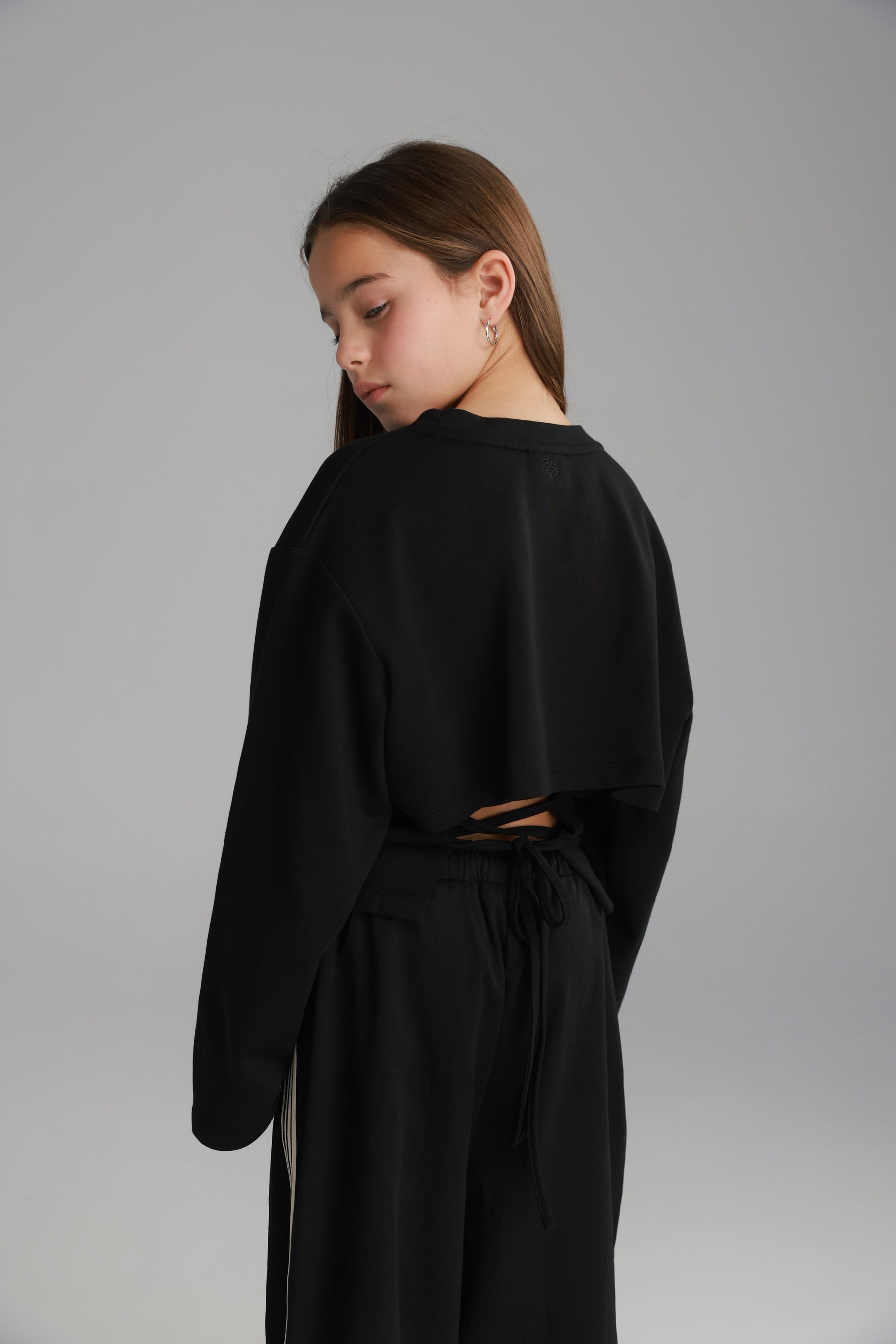 חולצת הלני שחורה