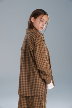 חולצת מרטין מכופתרת חומה