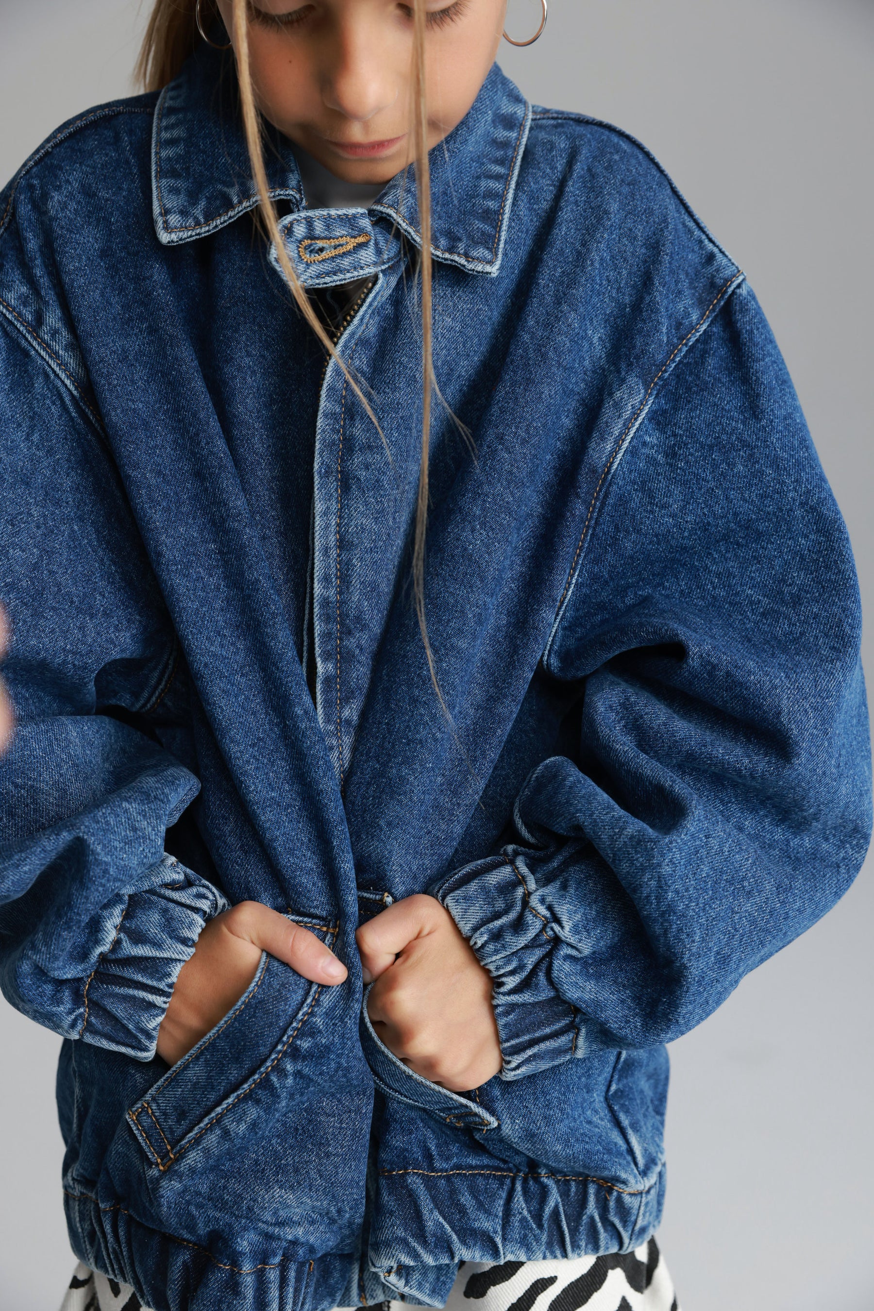 ג'קט ג'ינס נולי כחול כהה