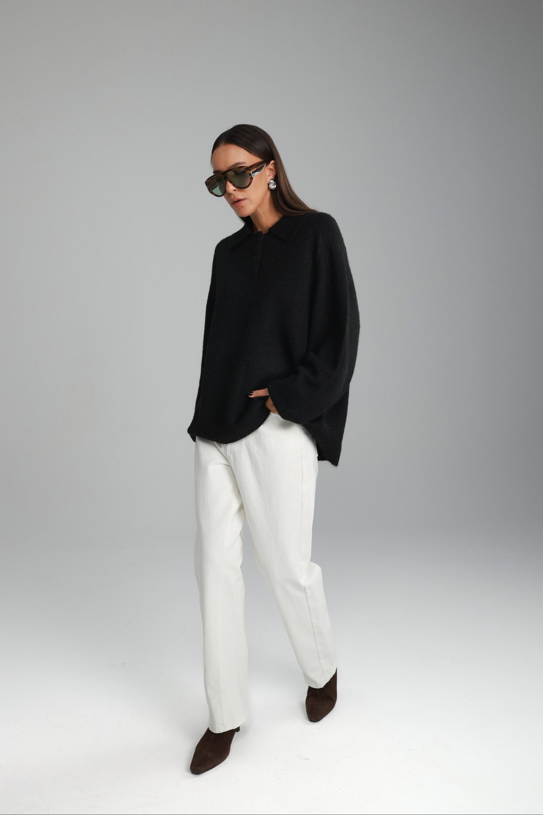 סוודר מולי שחור