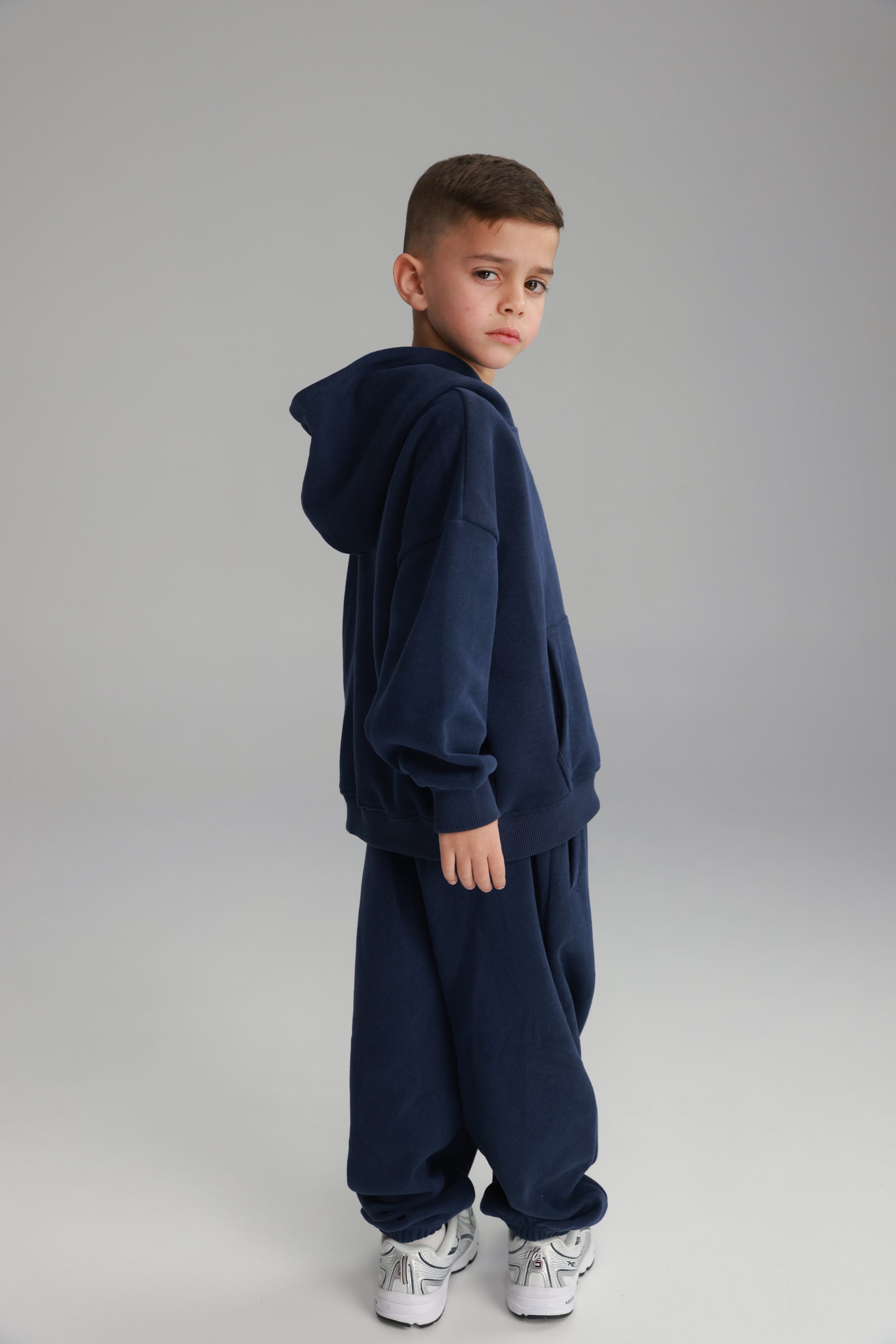 חליפת סלינה נייבי