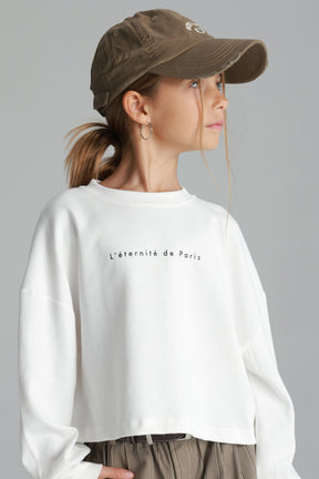 חולצת אינה לבנה