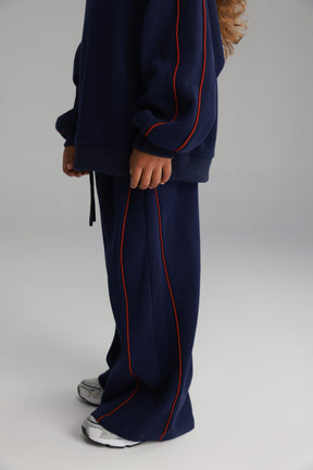 חליפת רייני נייבי