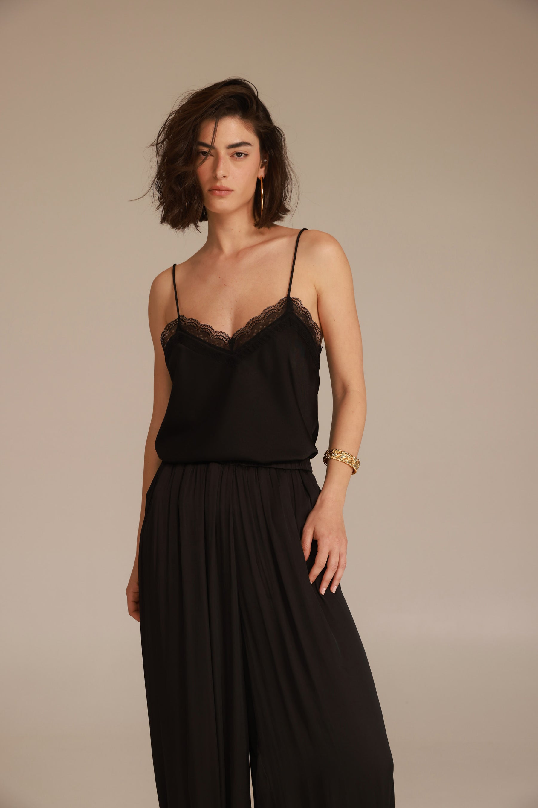 גופיית רוסליה שחורה