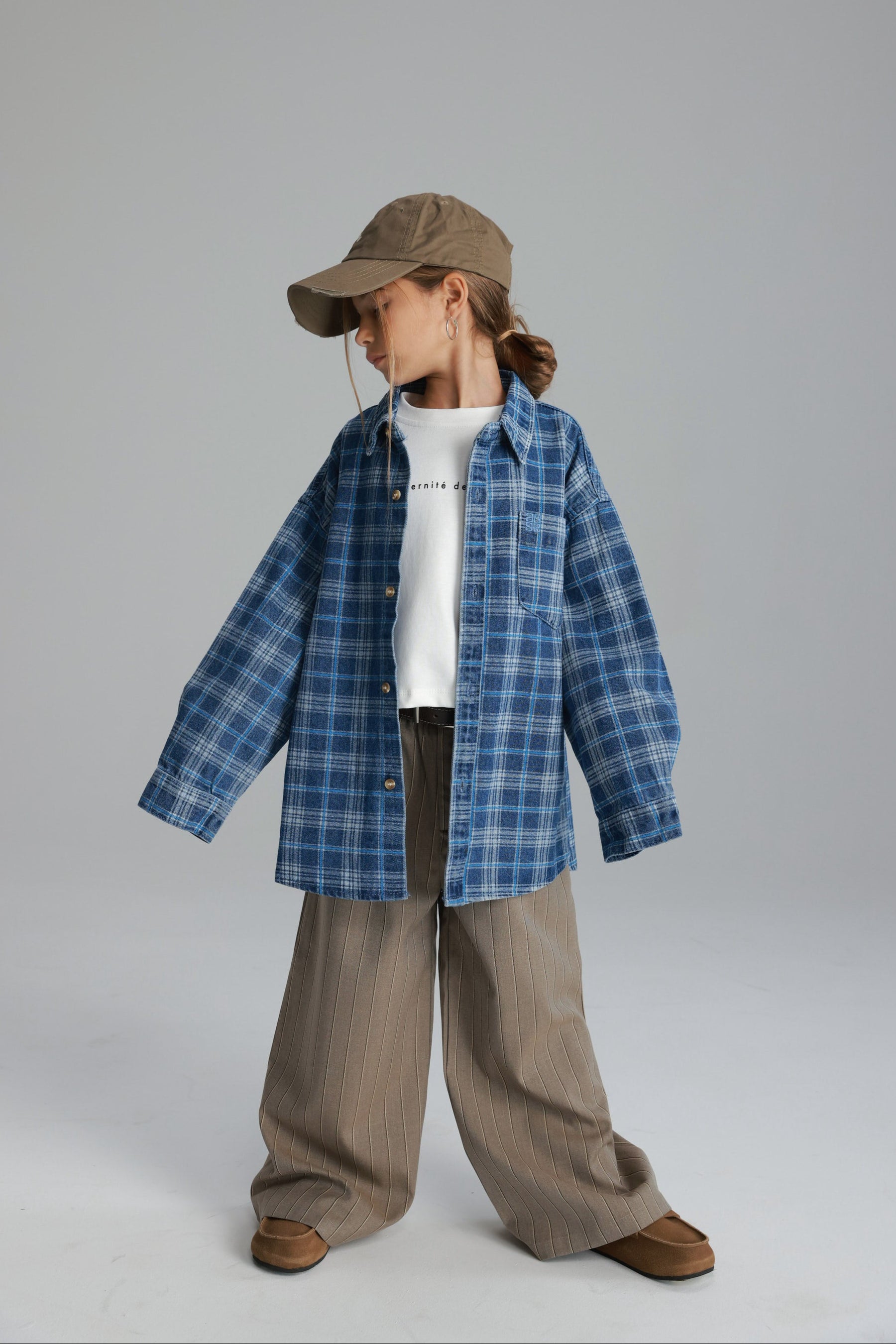 חולצת קלוד מכופתרת כחול כהה