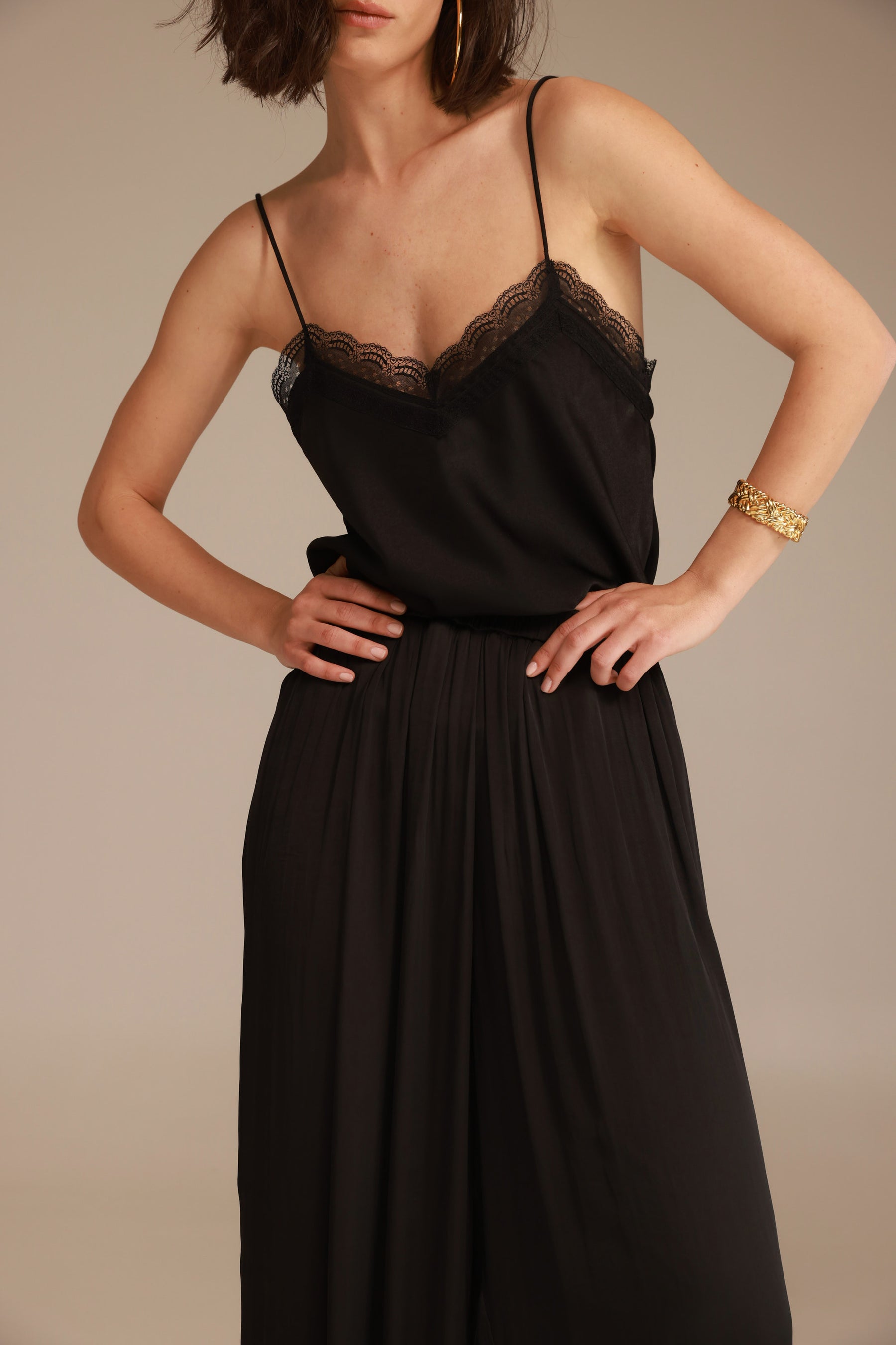 גופיית רוסליה שחורה