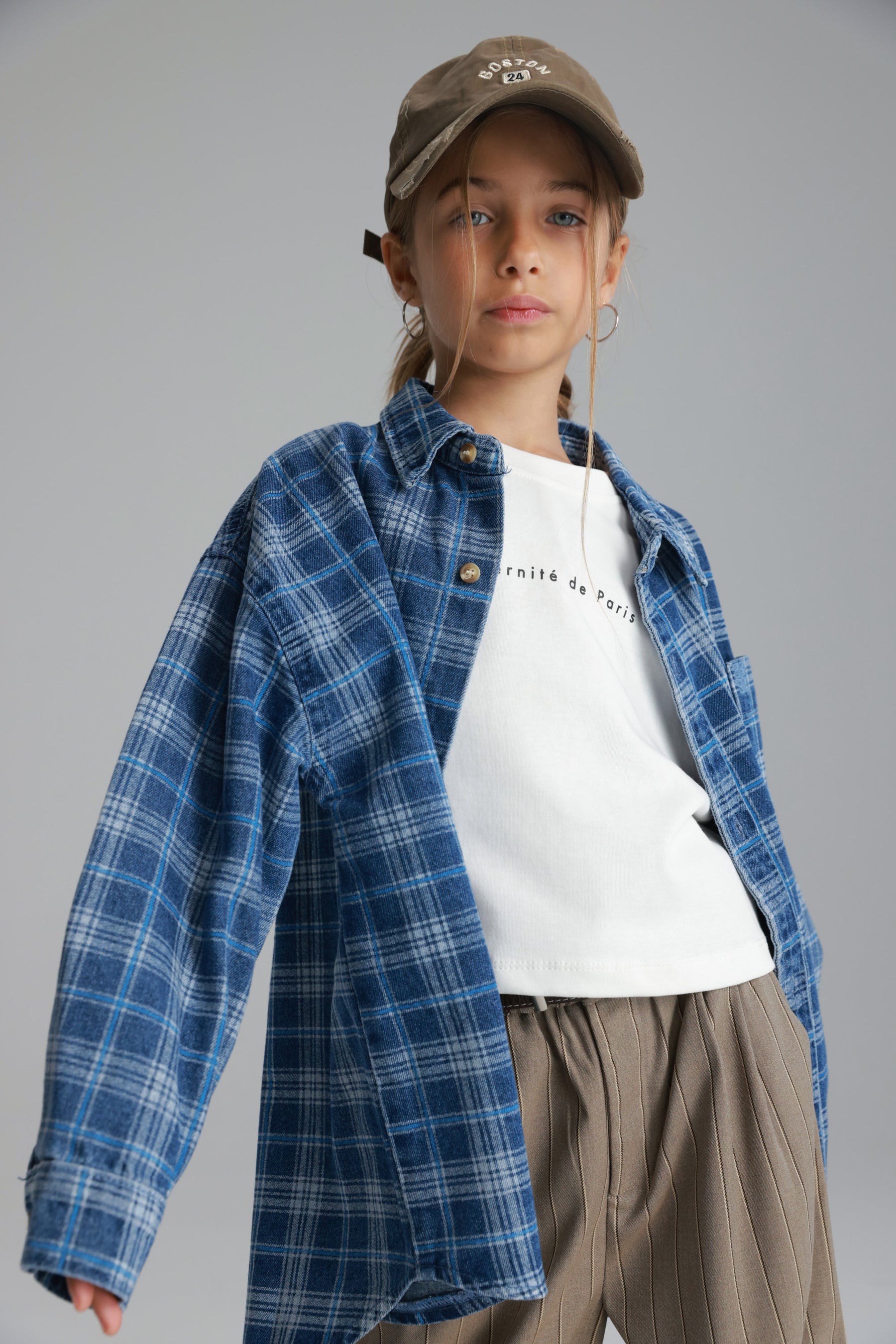 חולצת קלוד מכופתרת כחול כהה