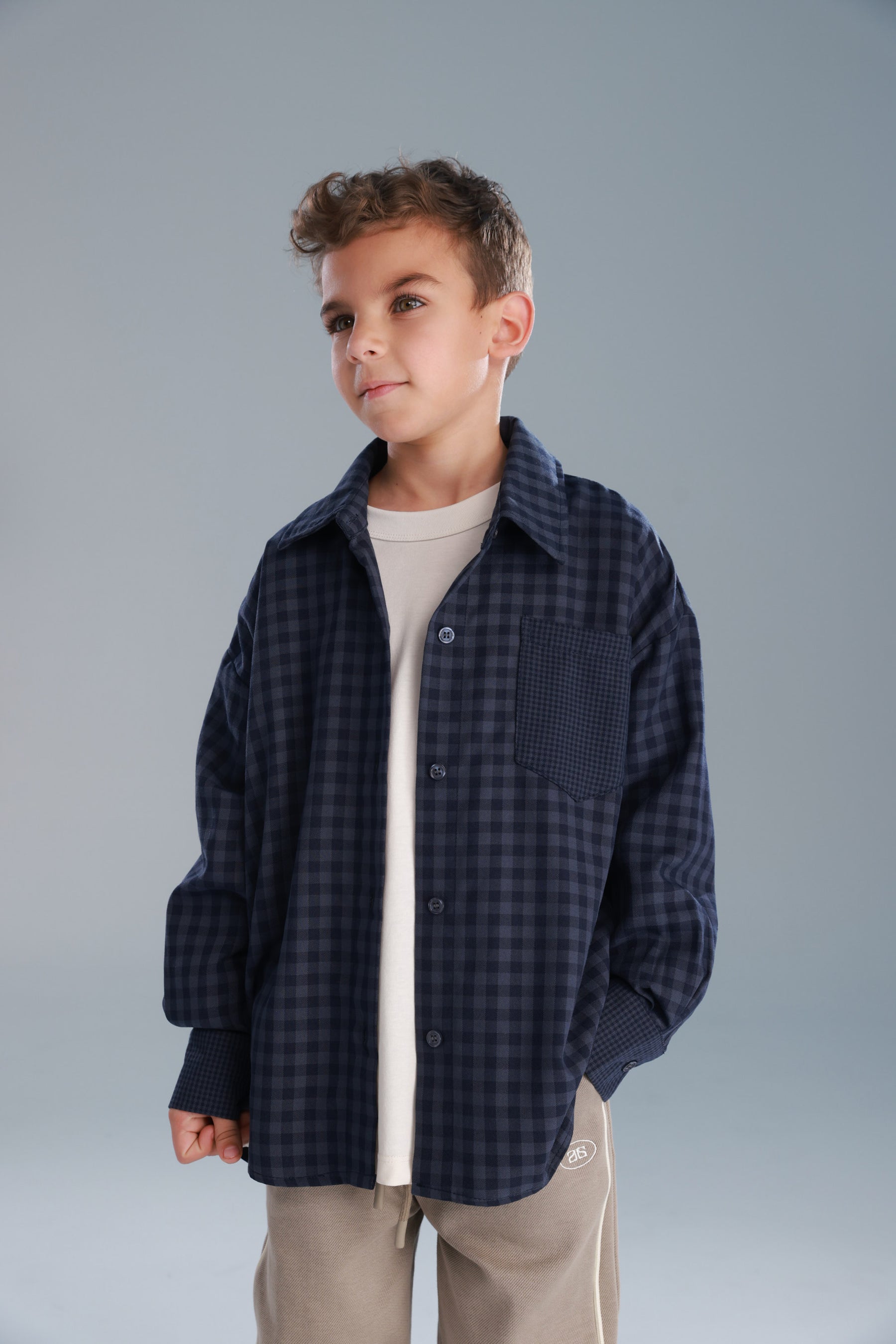 חולצת מרטין מכופתרת נייבי