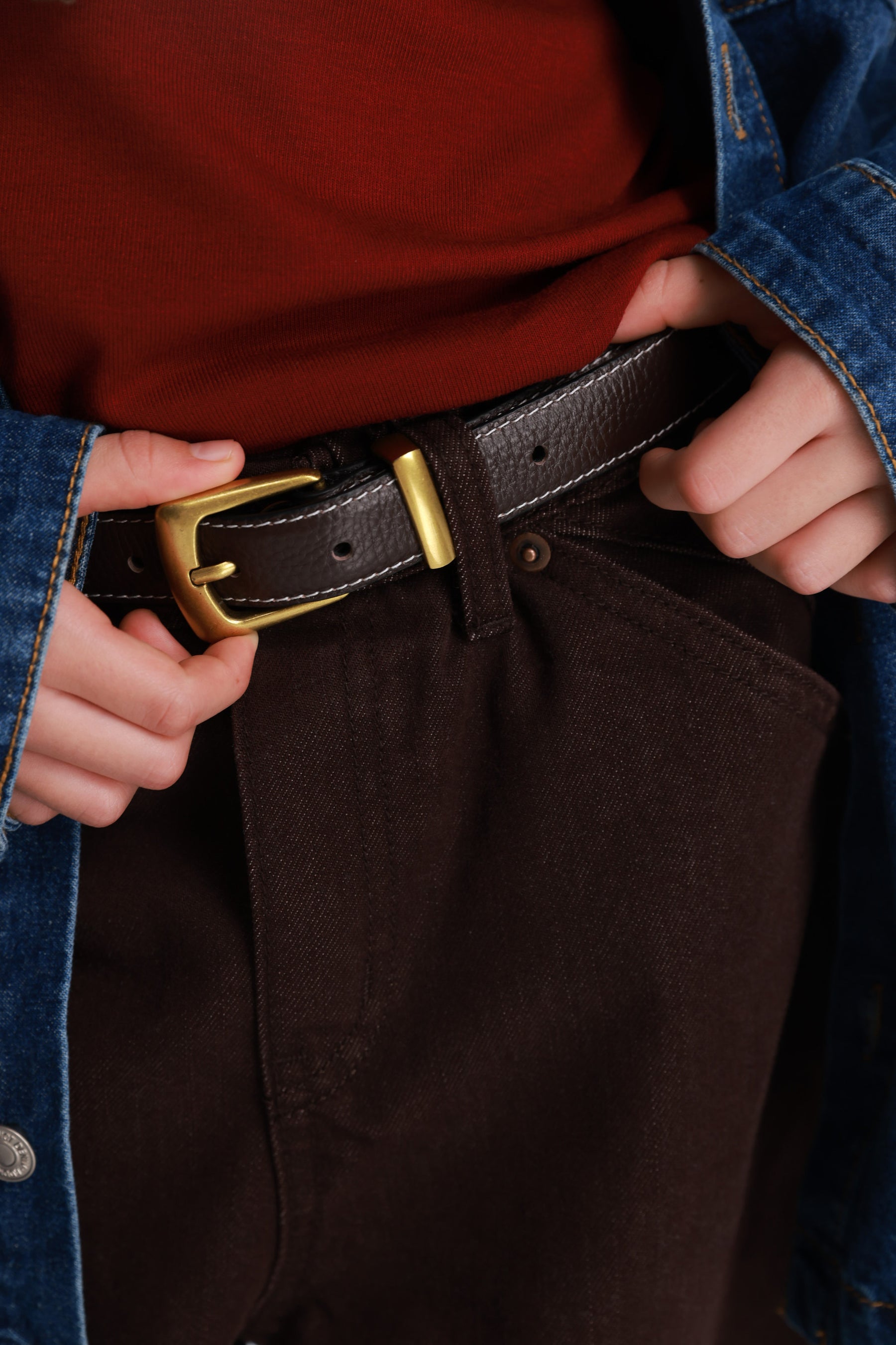 חגורת איב חום כהה אבזם זהב