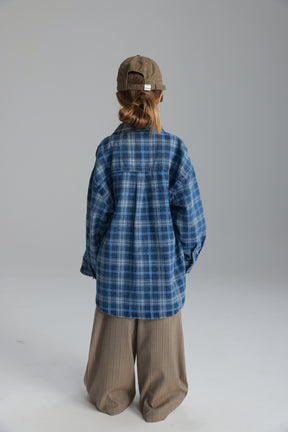 חולצת קלוד מכופתרת כחול כהה