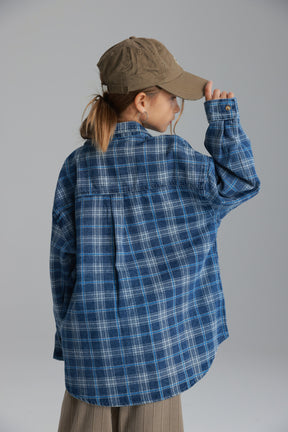 חולצת קלוד מכופתרת כחול כהה