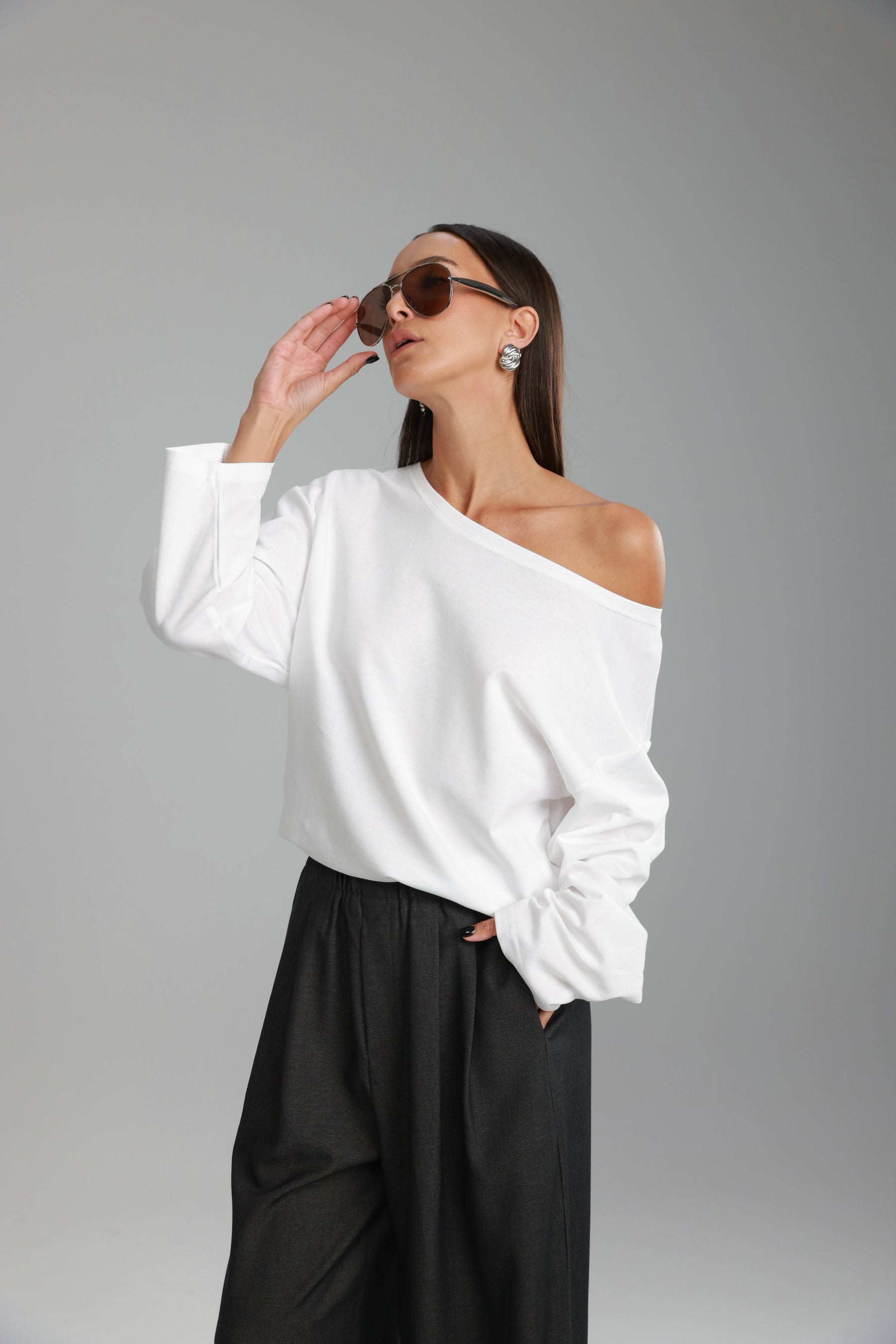 חולצת מרקל לבנה