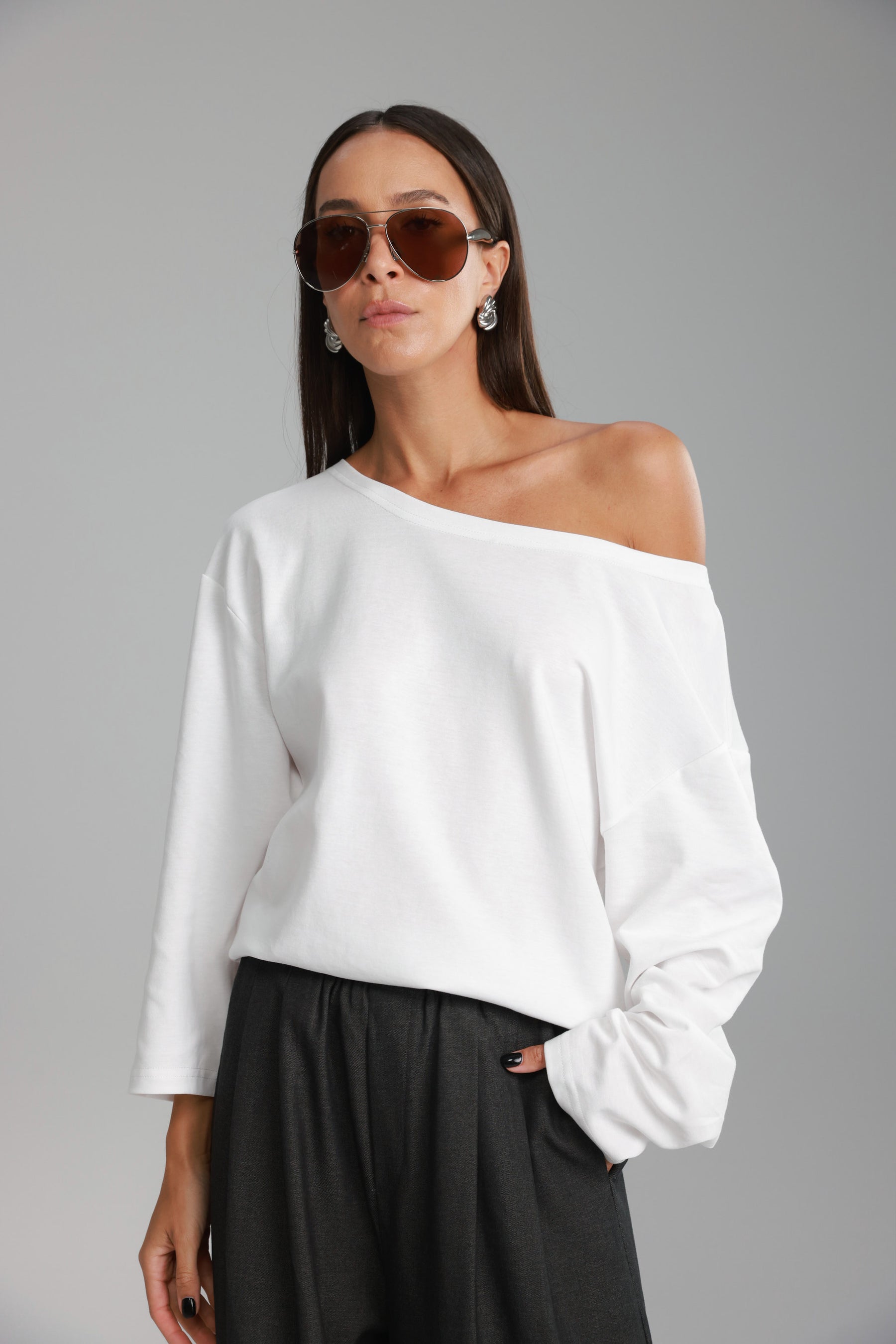 חולצת מרקל לבנה