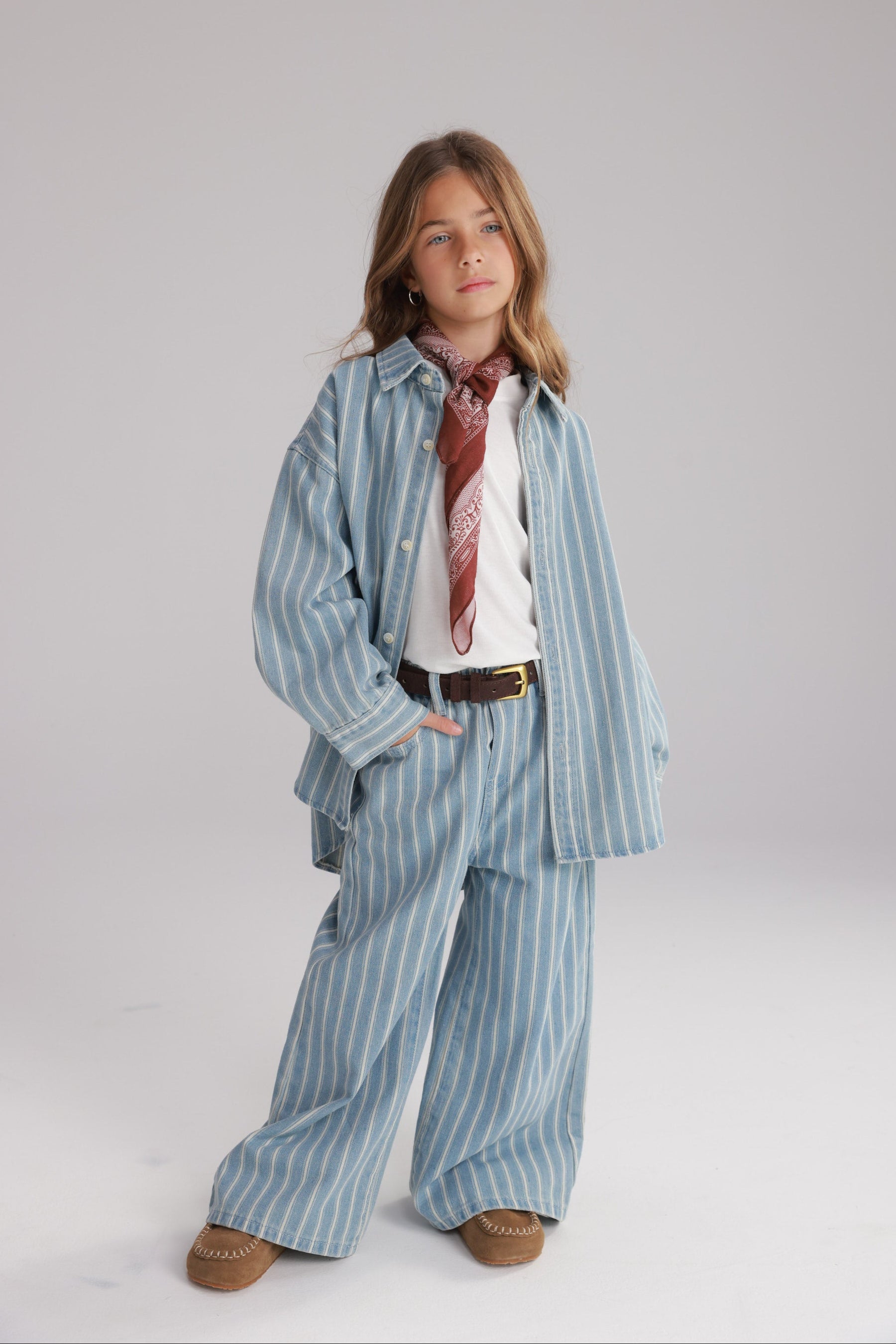 חגורת טאי חום כהה אבזם זהב