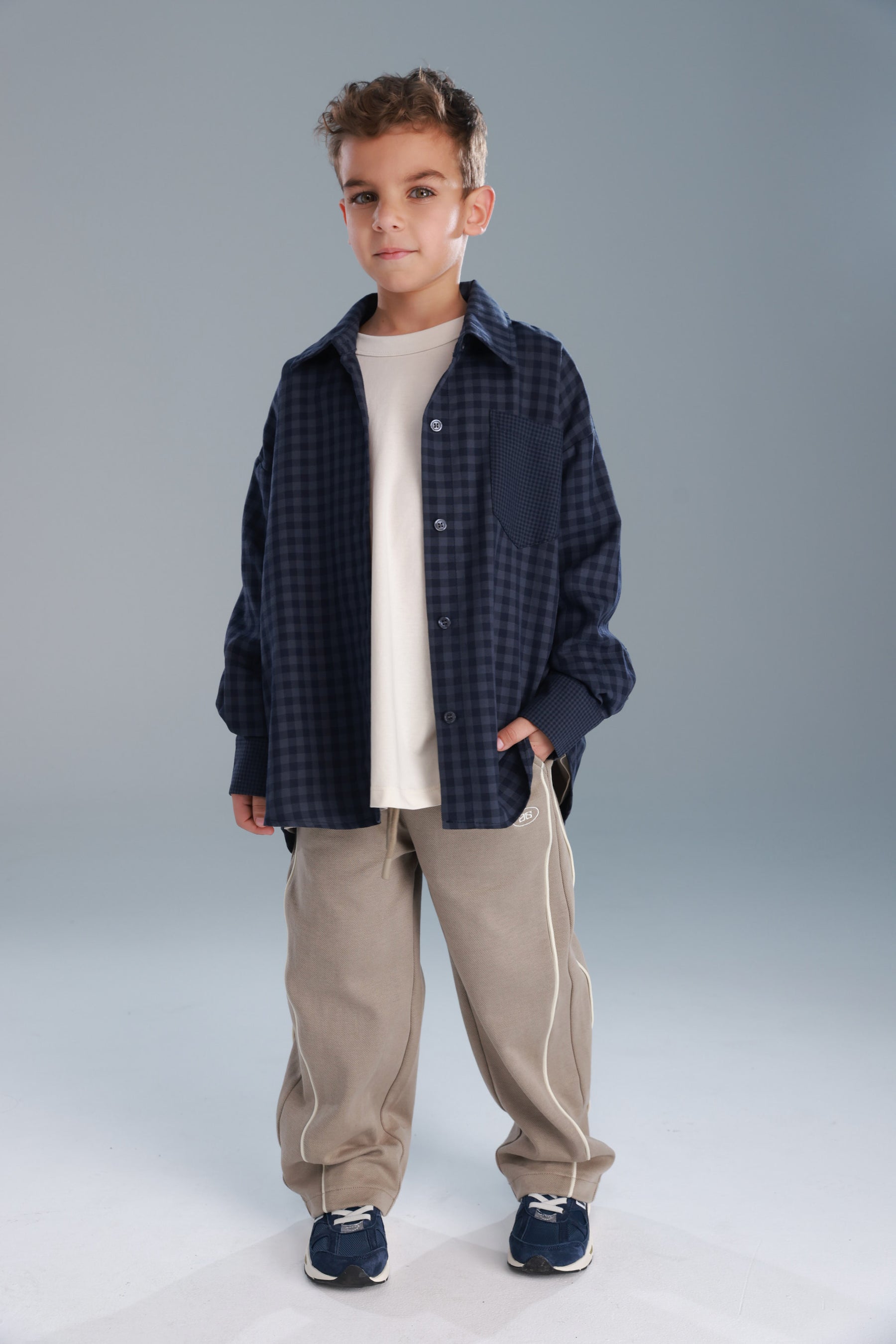 חולצת מרטין מכופתרת נייבי