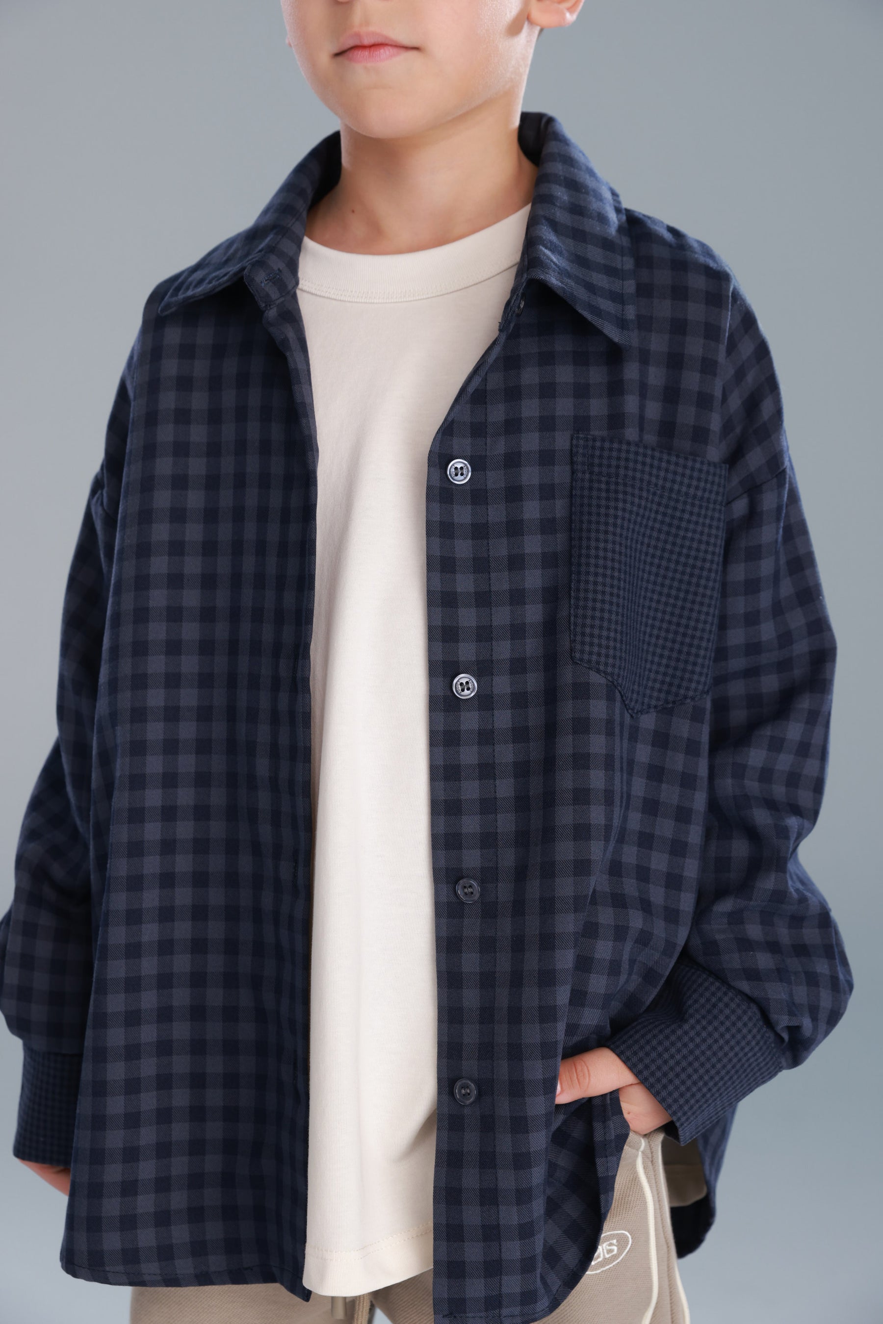 חולצת מרטין מכופתרת נייבי