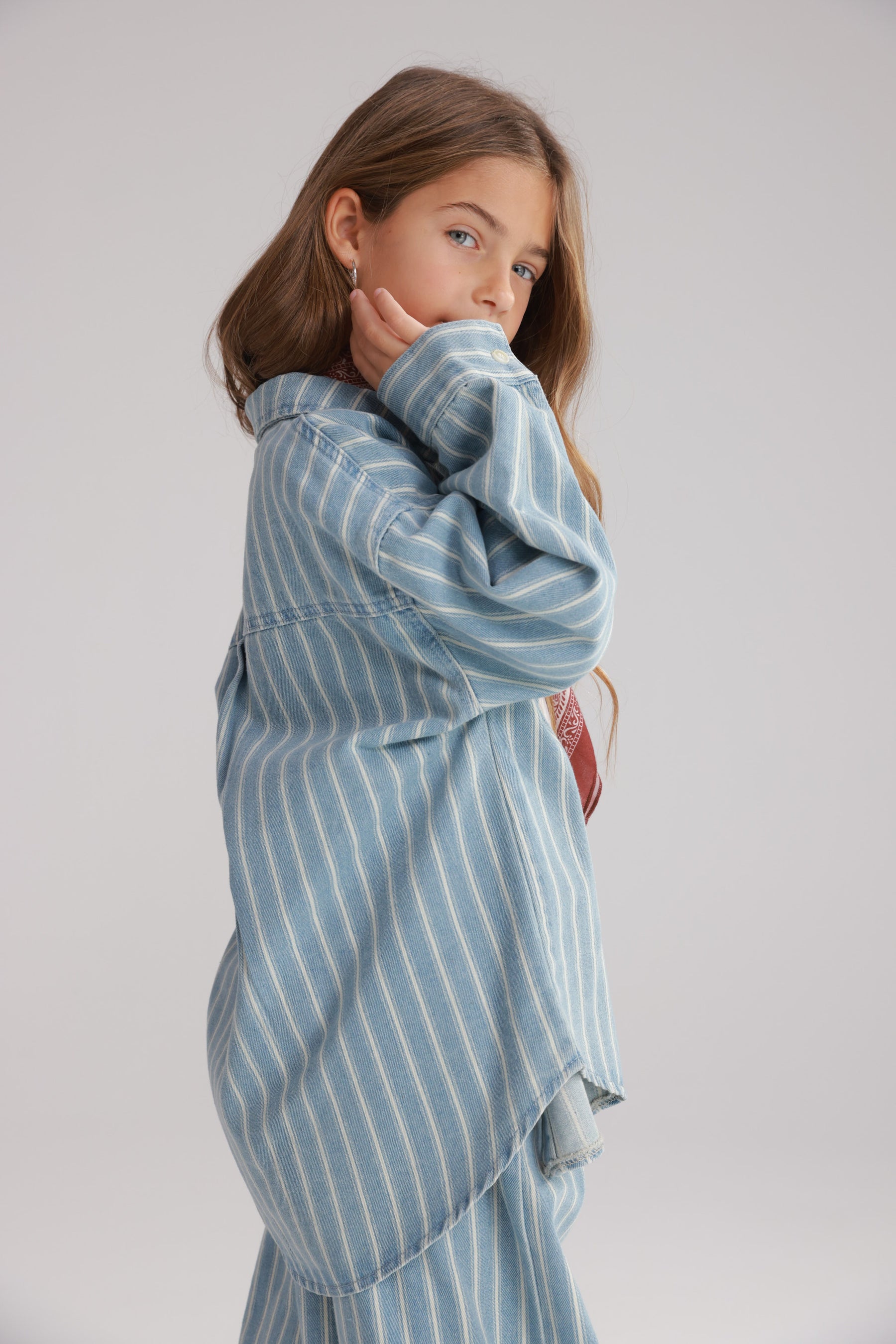 חולצת ג'ינס אירה כחול בהיר