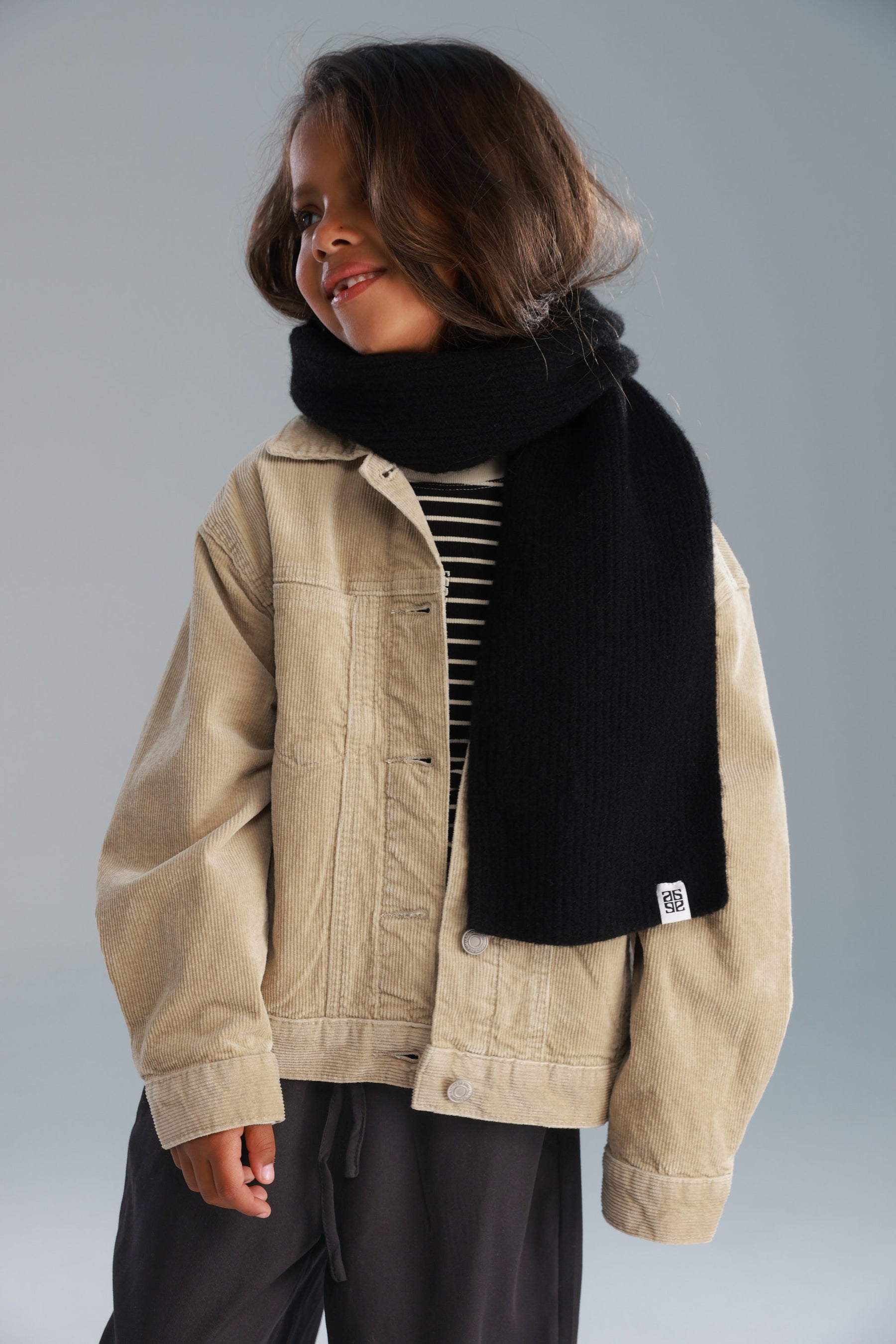 צעיף ניקו שחור