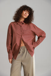 חולצת וויליאמס מכופתרת אדומה