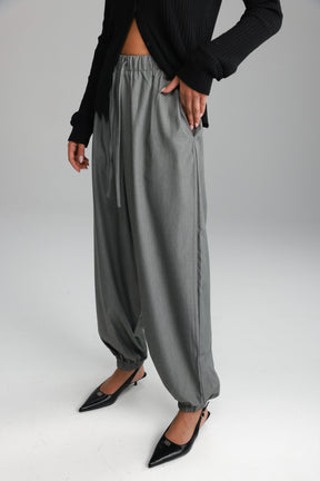 מכנסי אן אפור בהיר