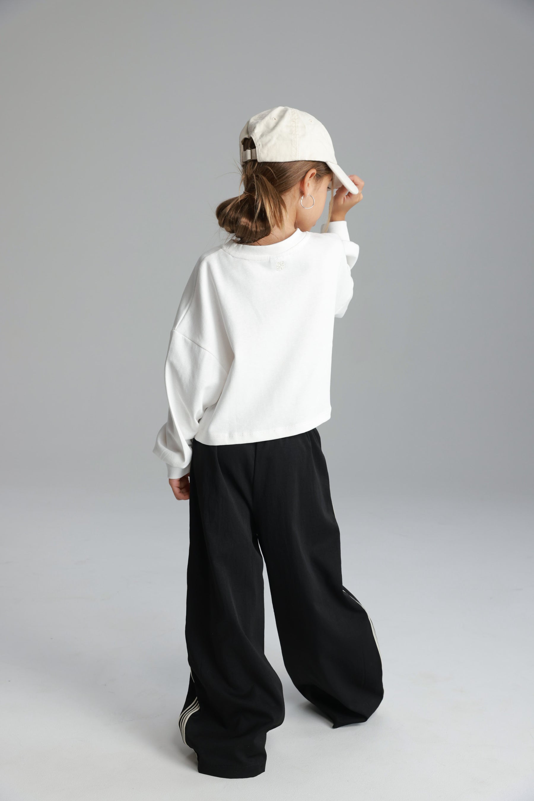 מכנסי ונסה שחורים