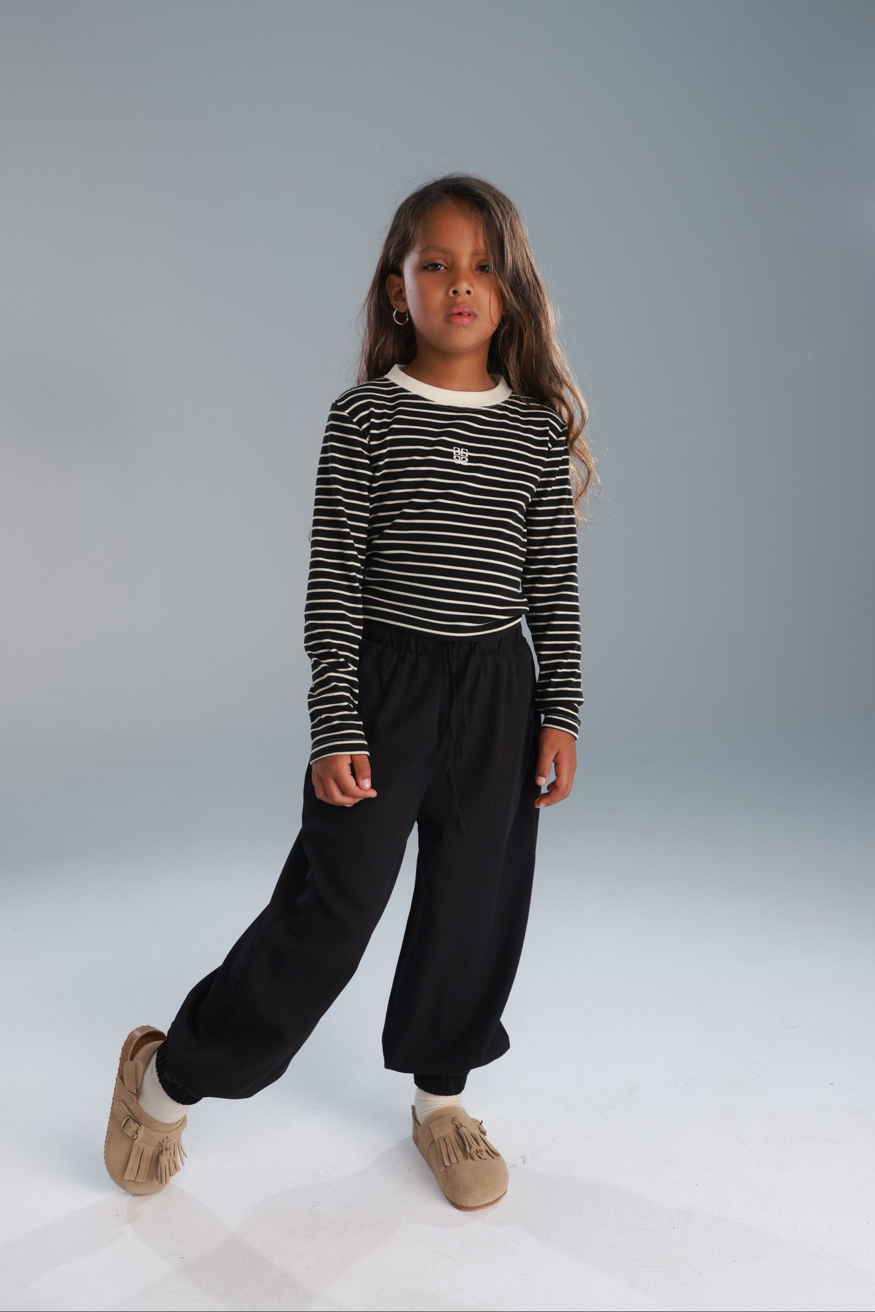 חולצת ג'ייד פסים שחור/שמנת