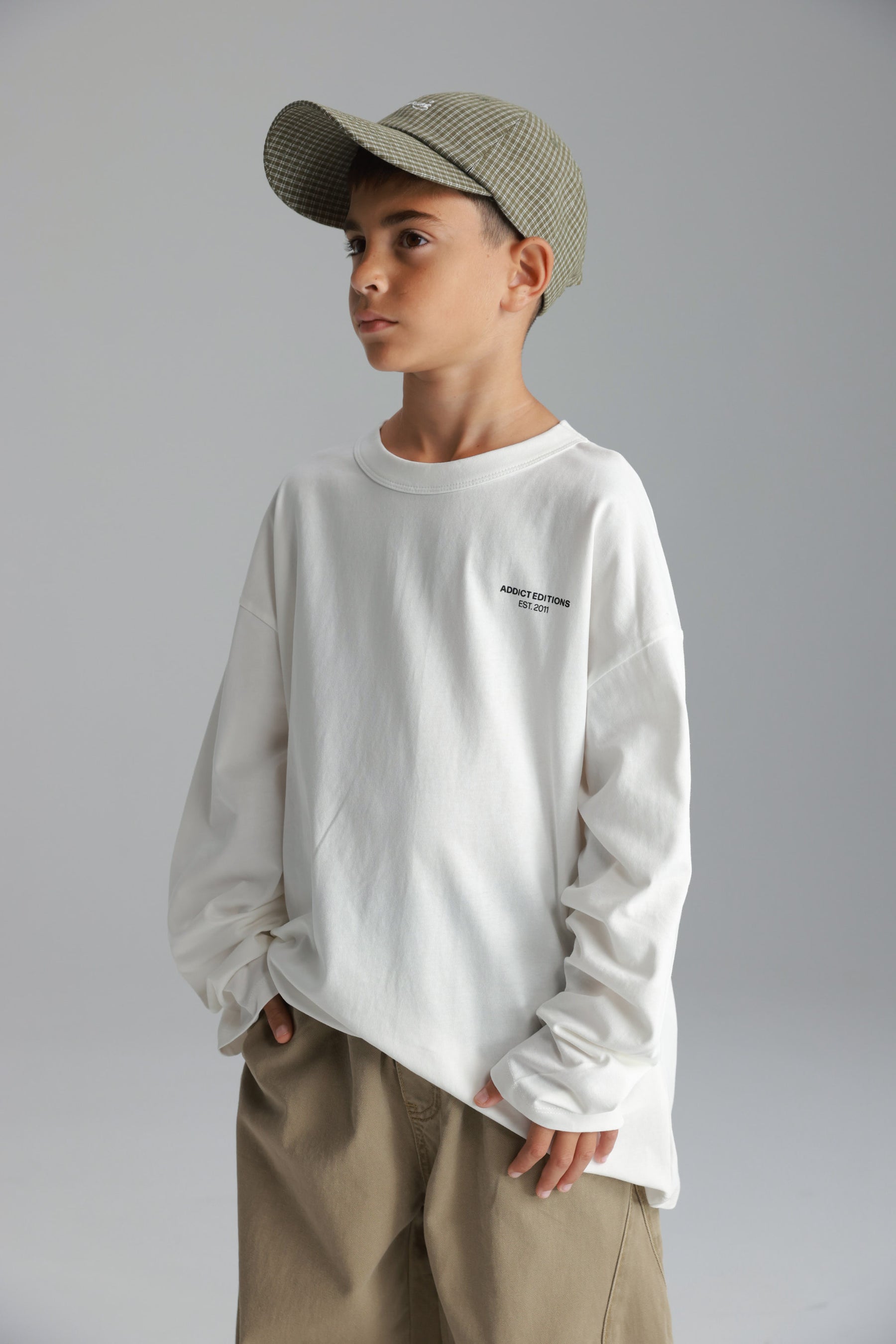 חולצת ניל לבנה