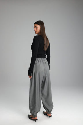 מכנסי אן אפור בהיר