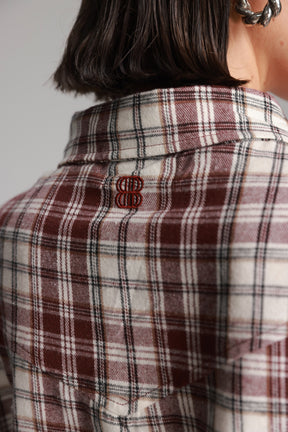 חולצת אביגיל מכופתרת בורדו