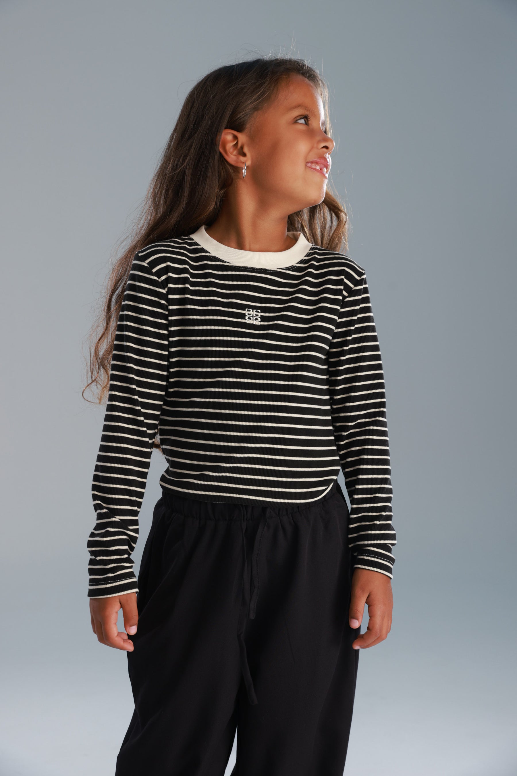 חולצת ג'ייד פסים שחור/שמנת