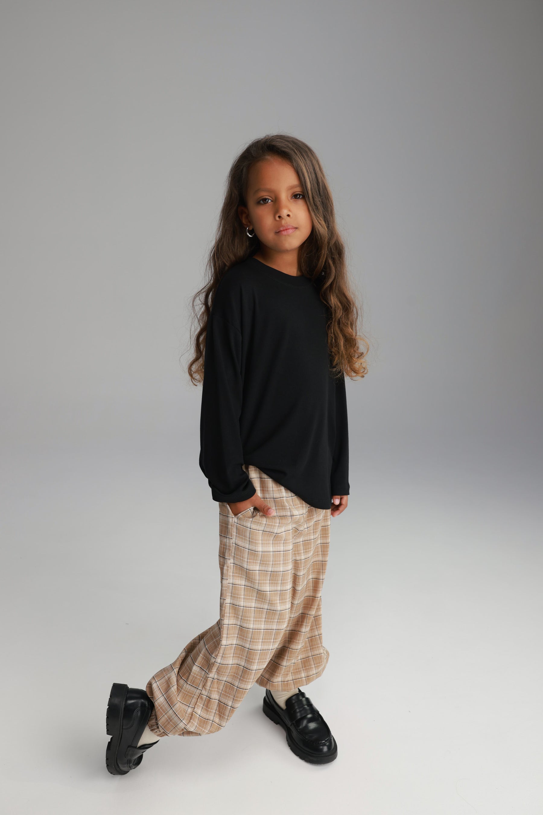 חולצת אנדריאנה שחורה