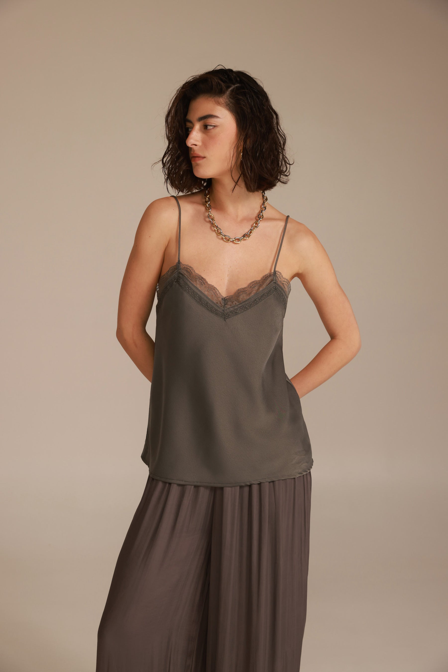 גופיית רוסליה אפור כהה