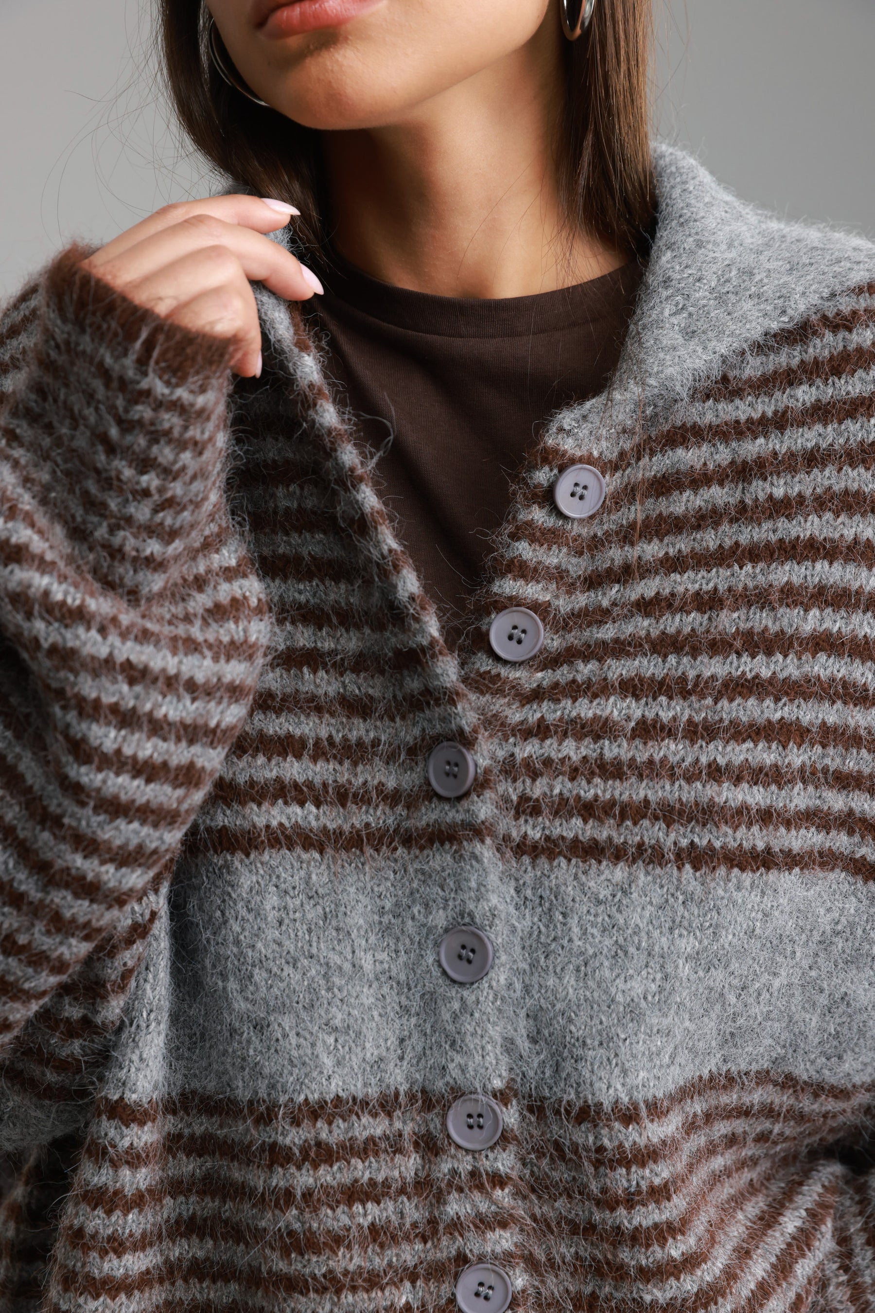 סוודר טוני אפור/חום