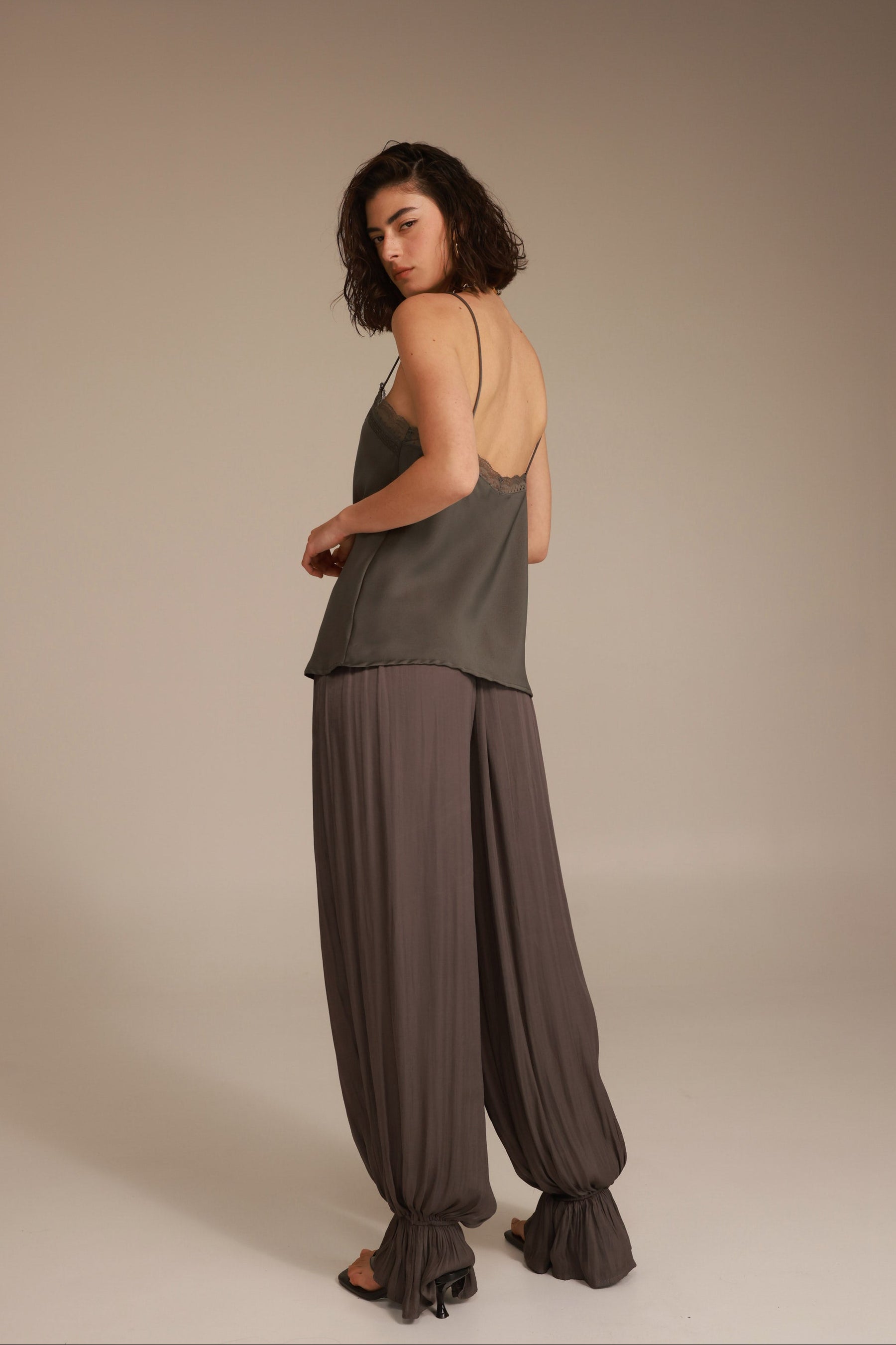 גופיית רוסליה אפור כהה