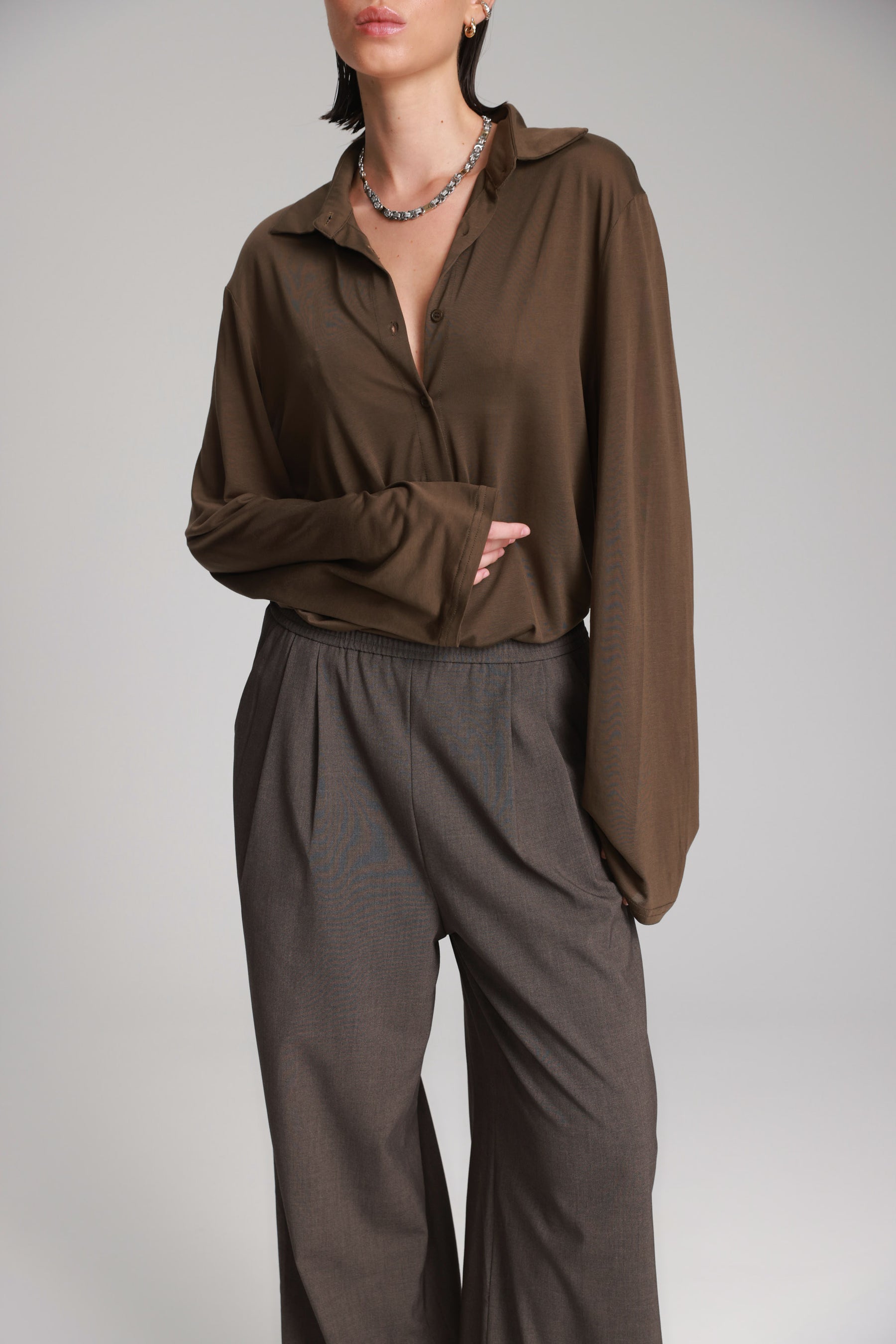 חולצת ליבי מכופתרת חומה